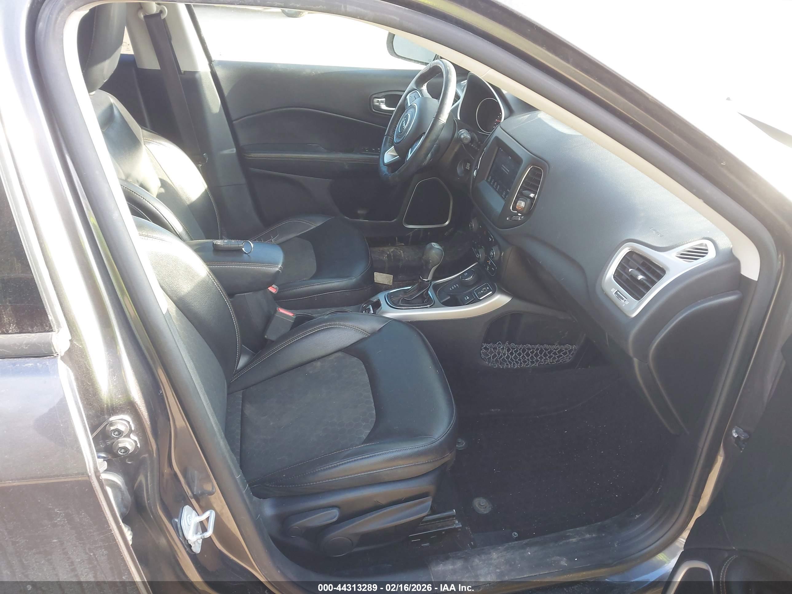 JEEP COMPASS image 5