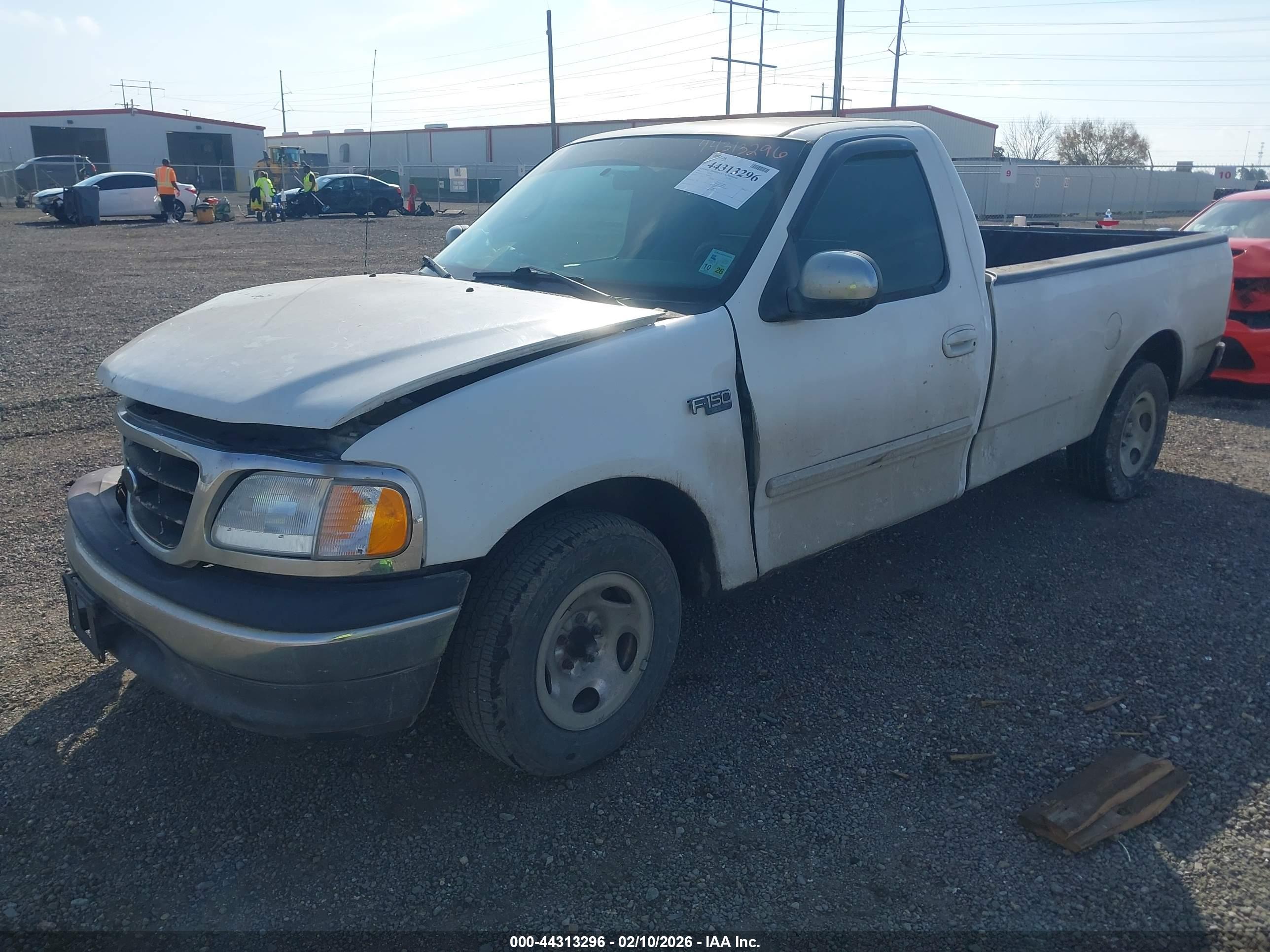 FORD F-150 image 2