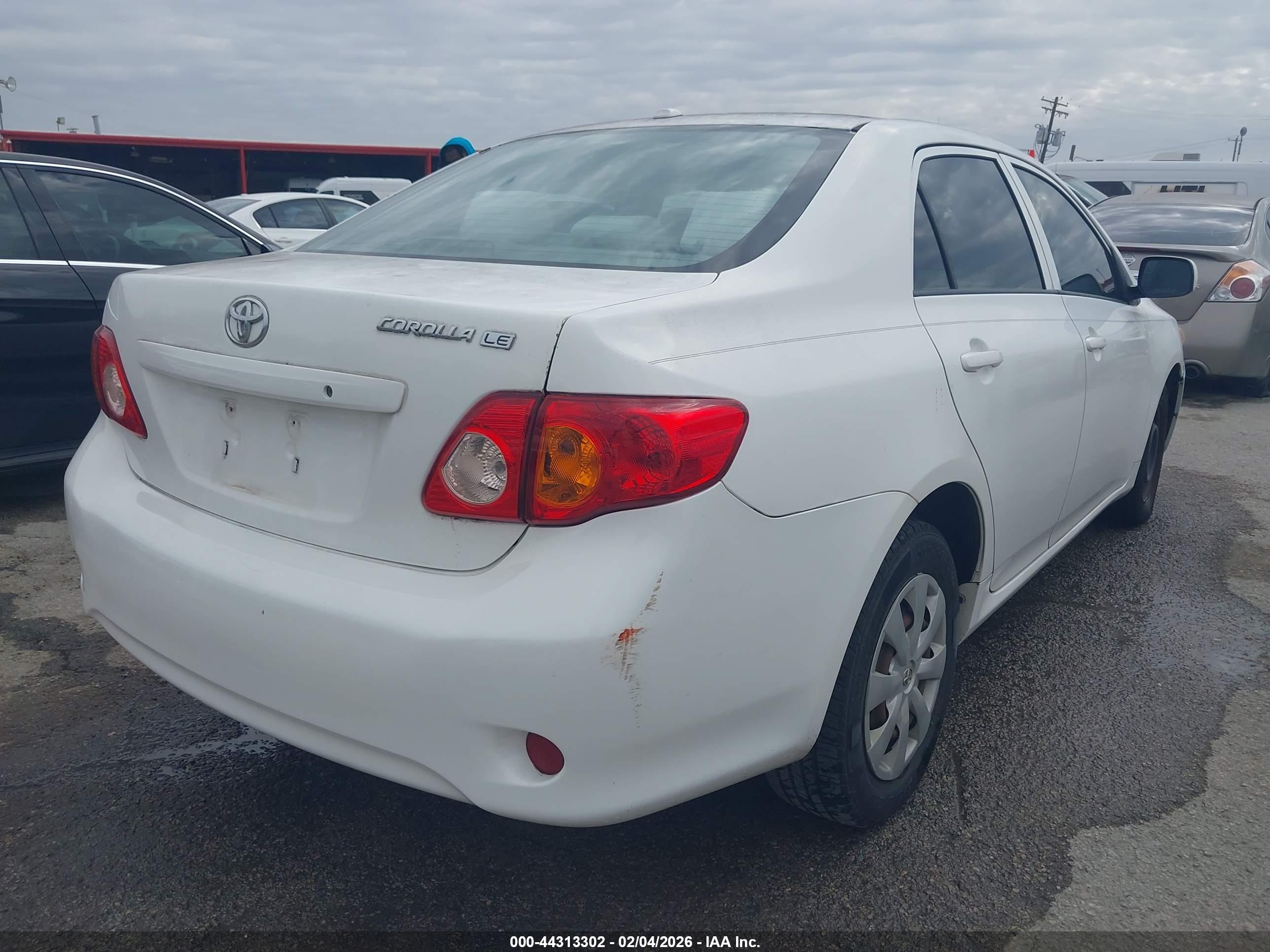 TOYOTA COROLLA image 4