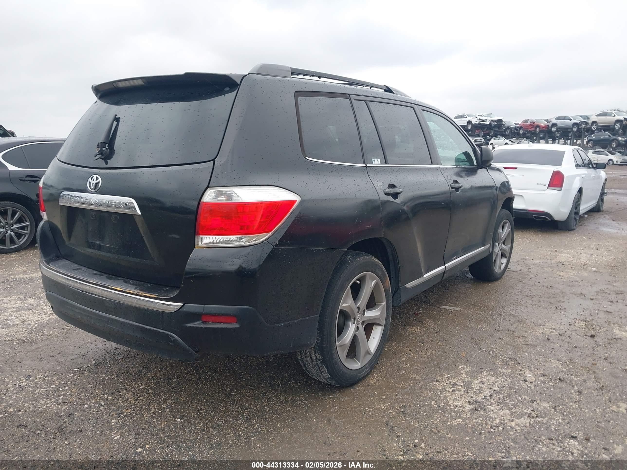 TOYOTA HIGHLANDER image 4