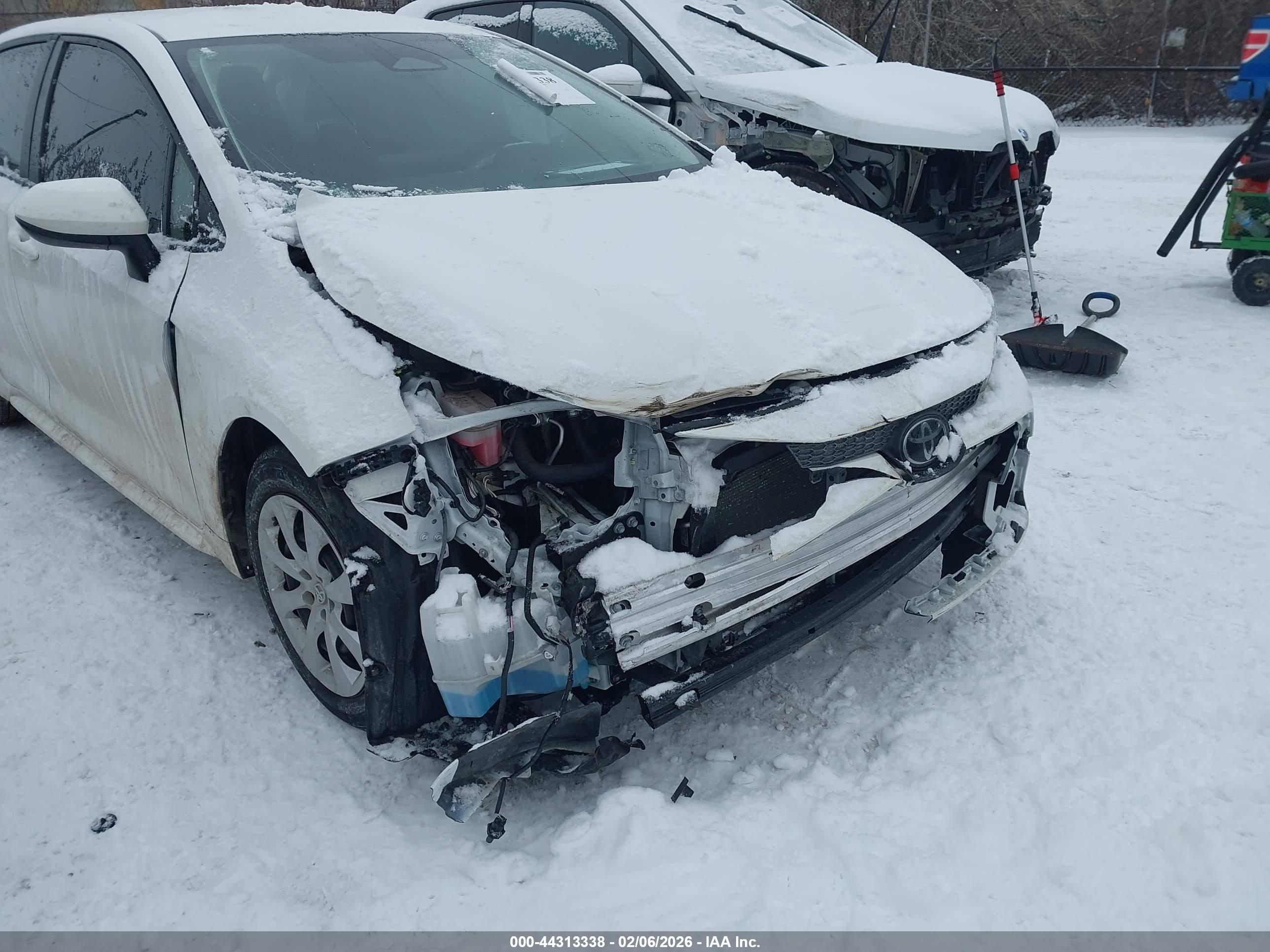 TOYOTA COROLLA image 6