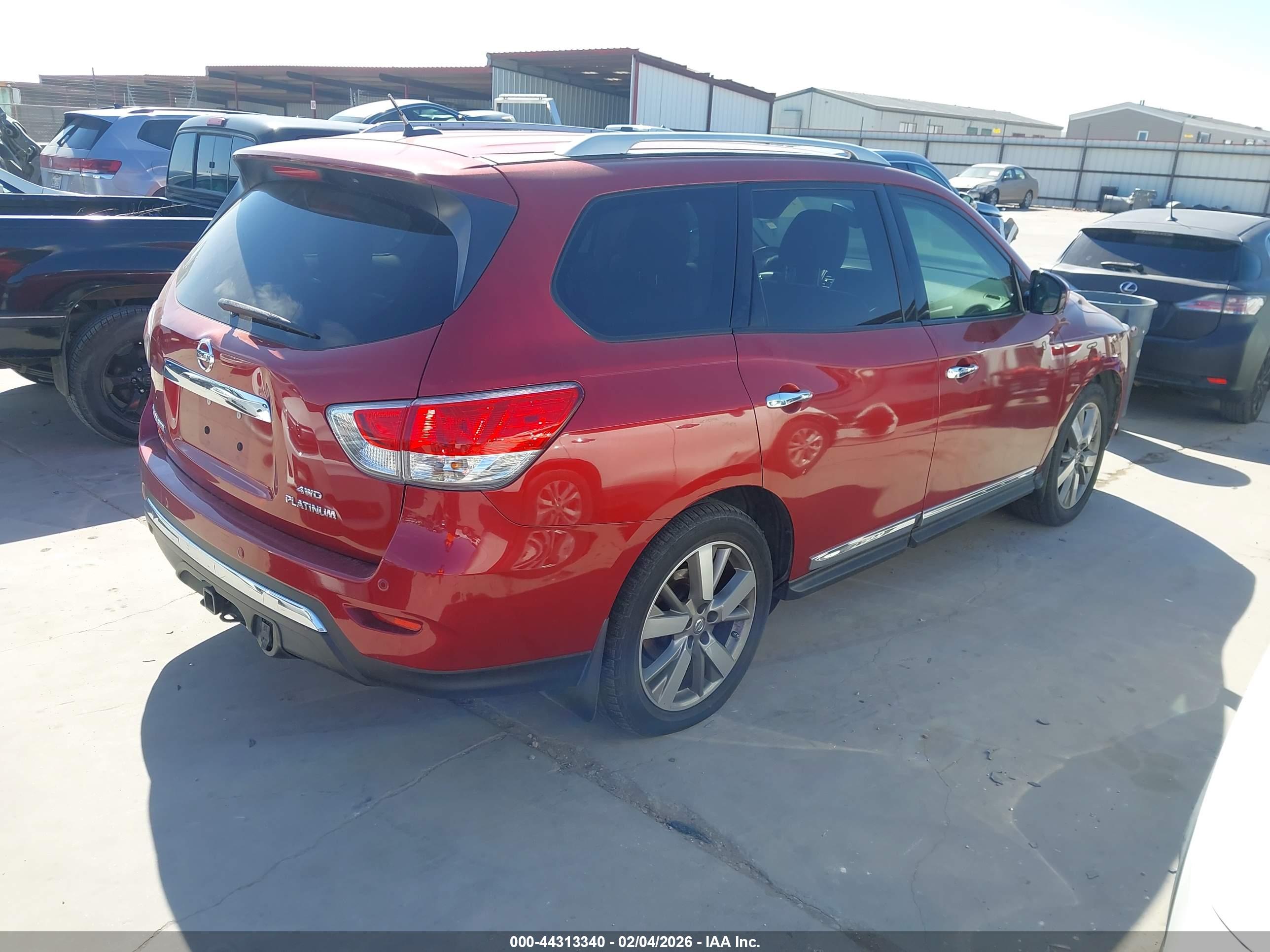 NISSAN PATHFINDER image 4