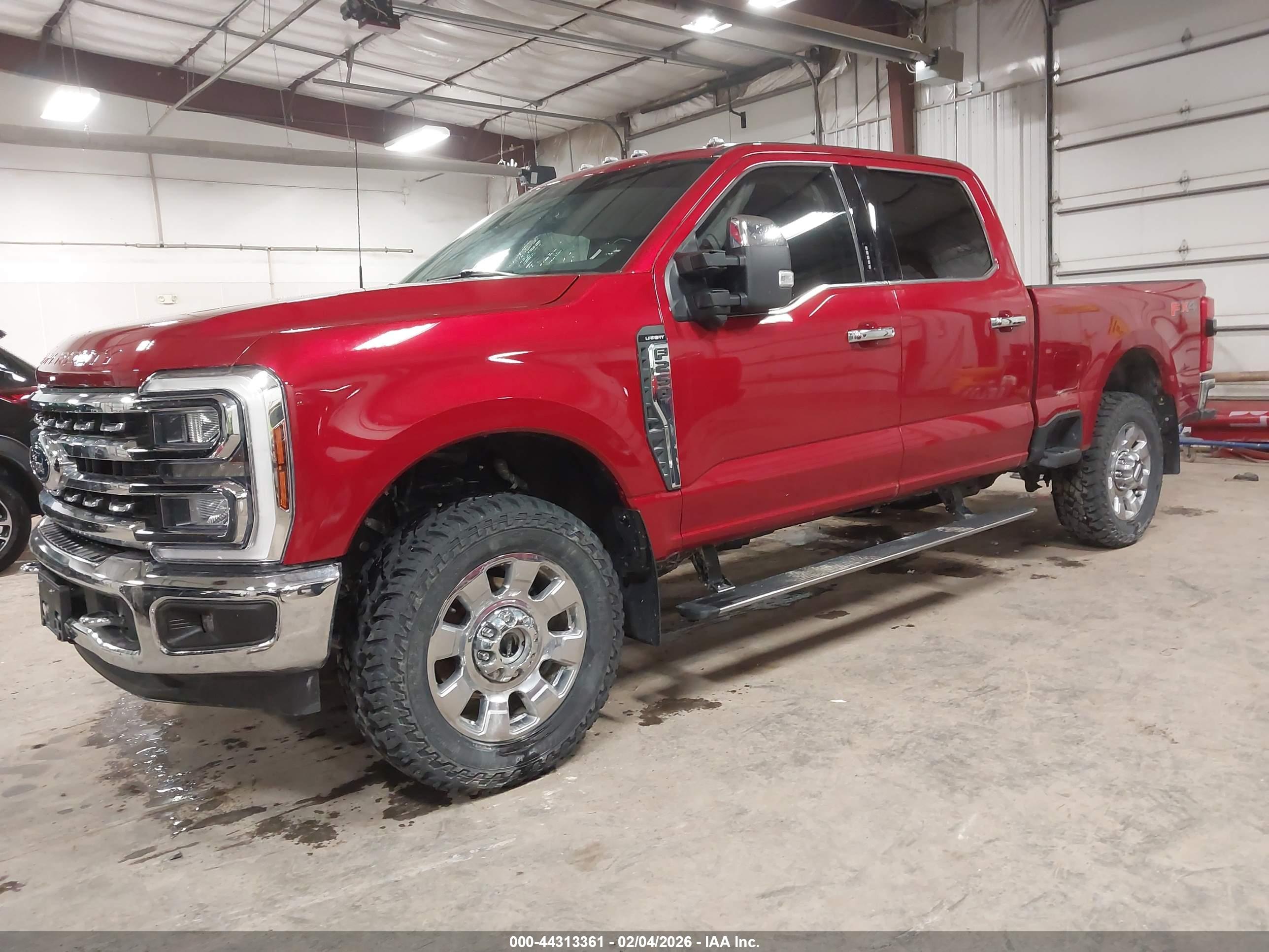 FORD F-250 image 2