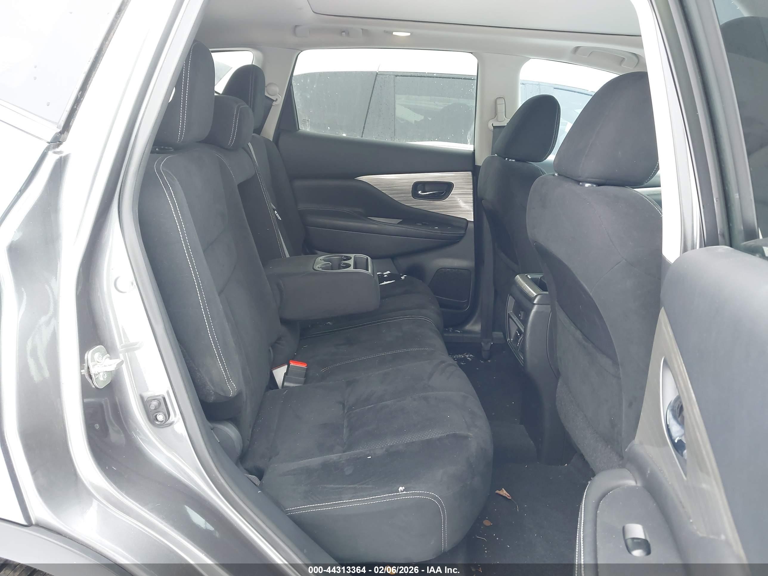 NISSAN MURANO image 8