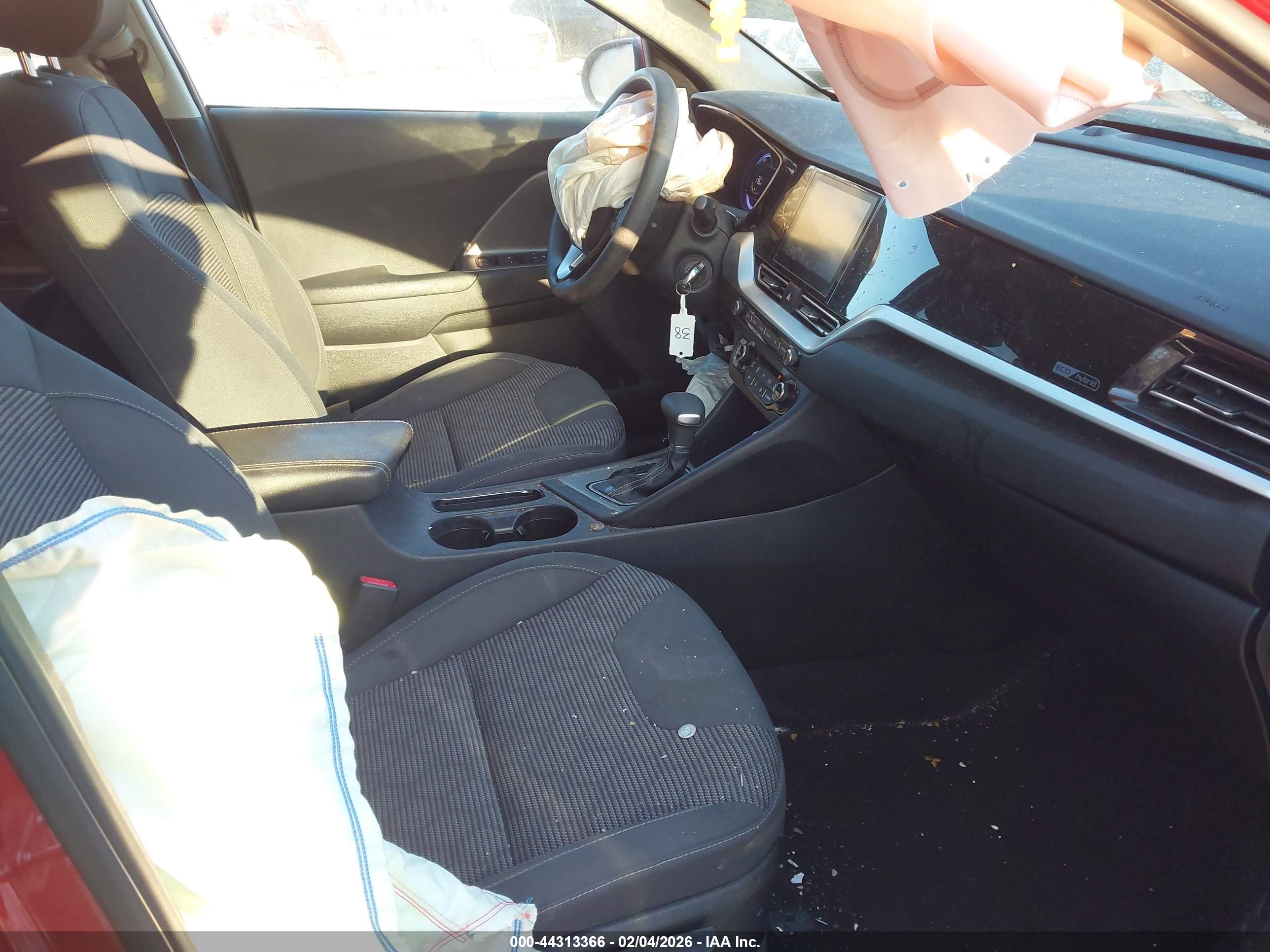 KIA NIRO image 5