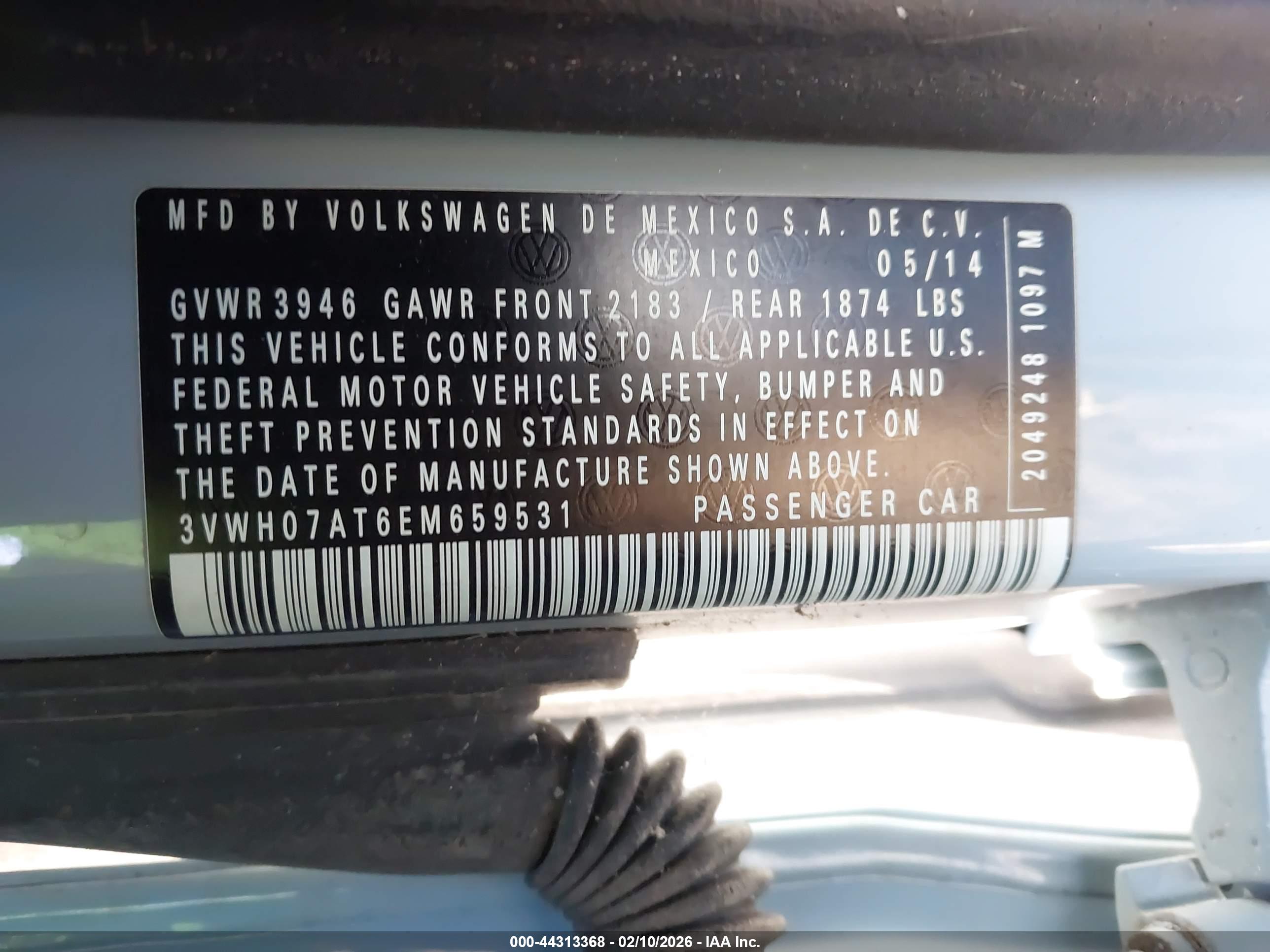 VOLKSWAGEN BEETLE image 9