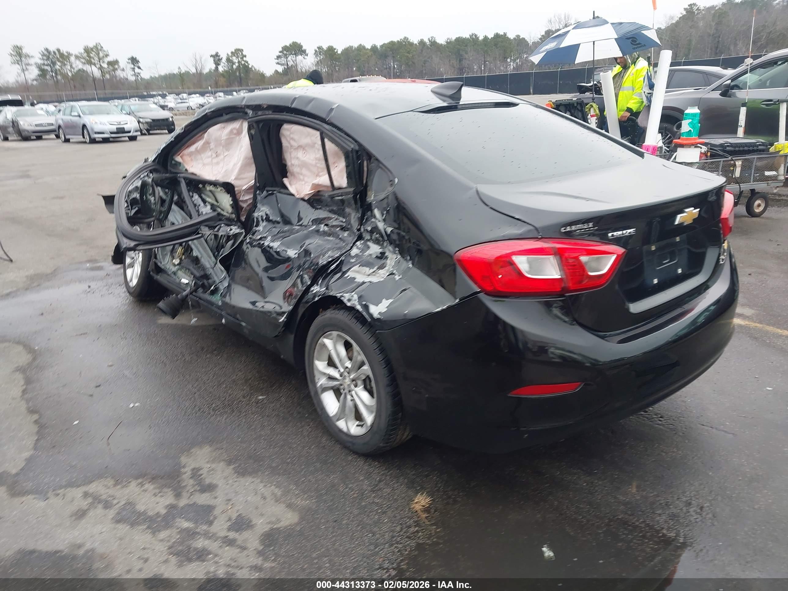 CHEVROLET CRUZE image 3