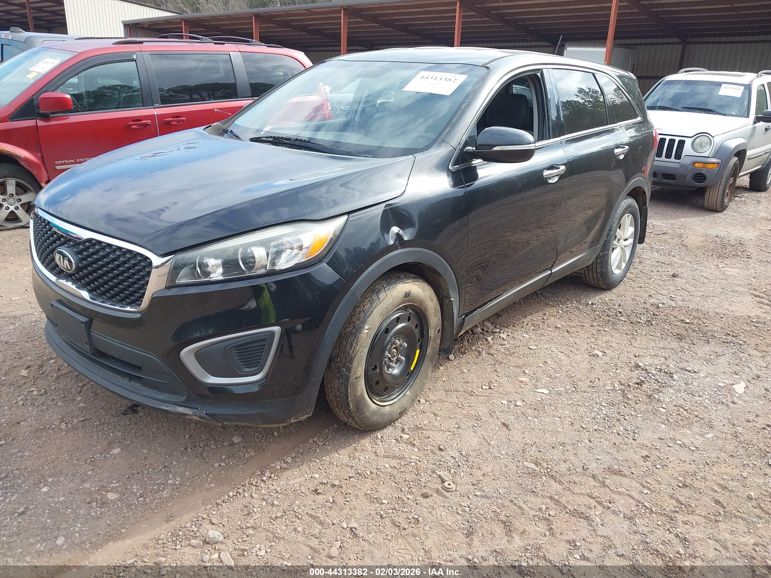 KIA SORENTO image 2