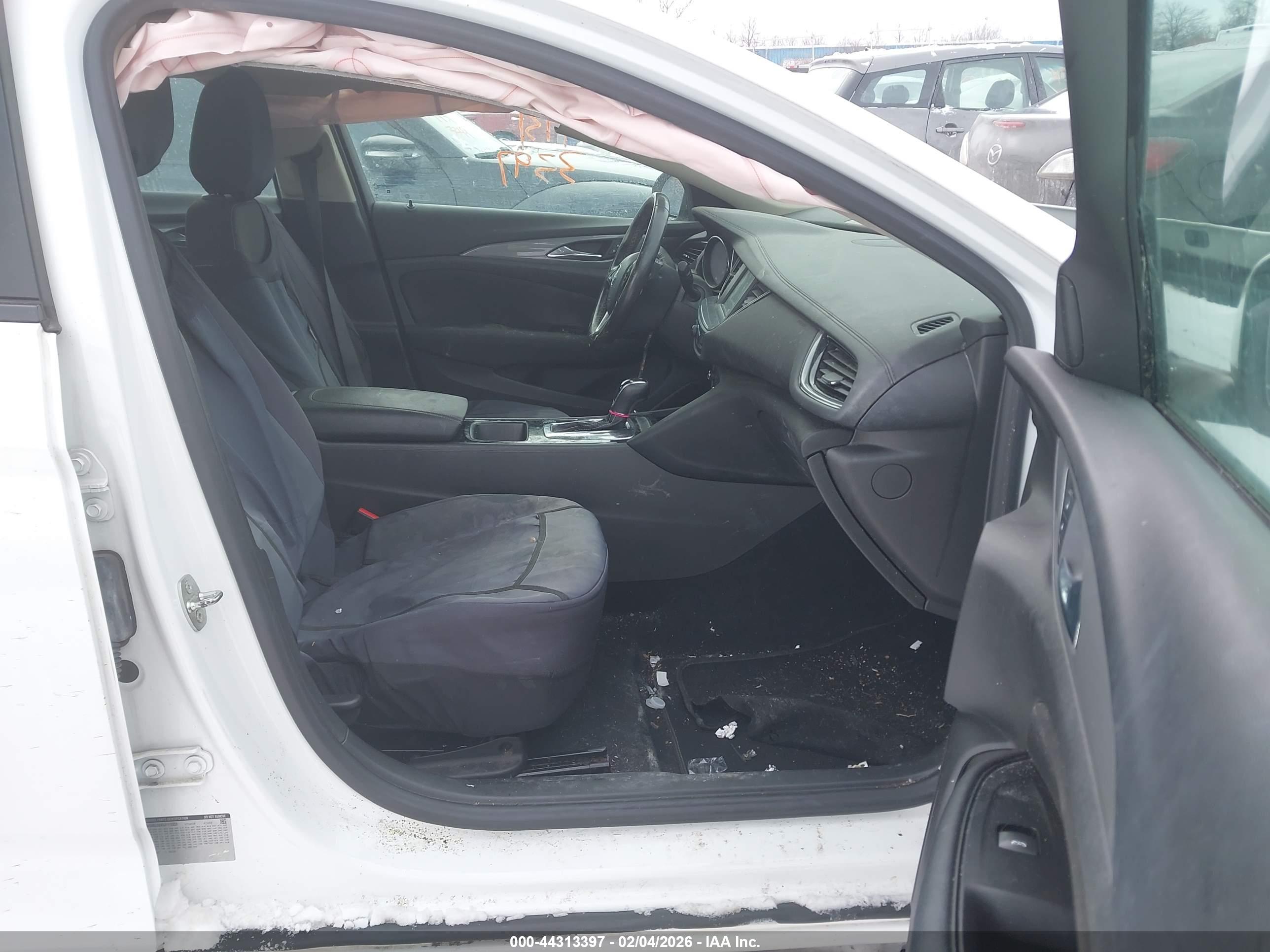 BUICK REGAL image 5