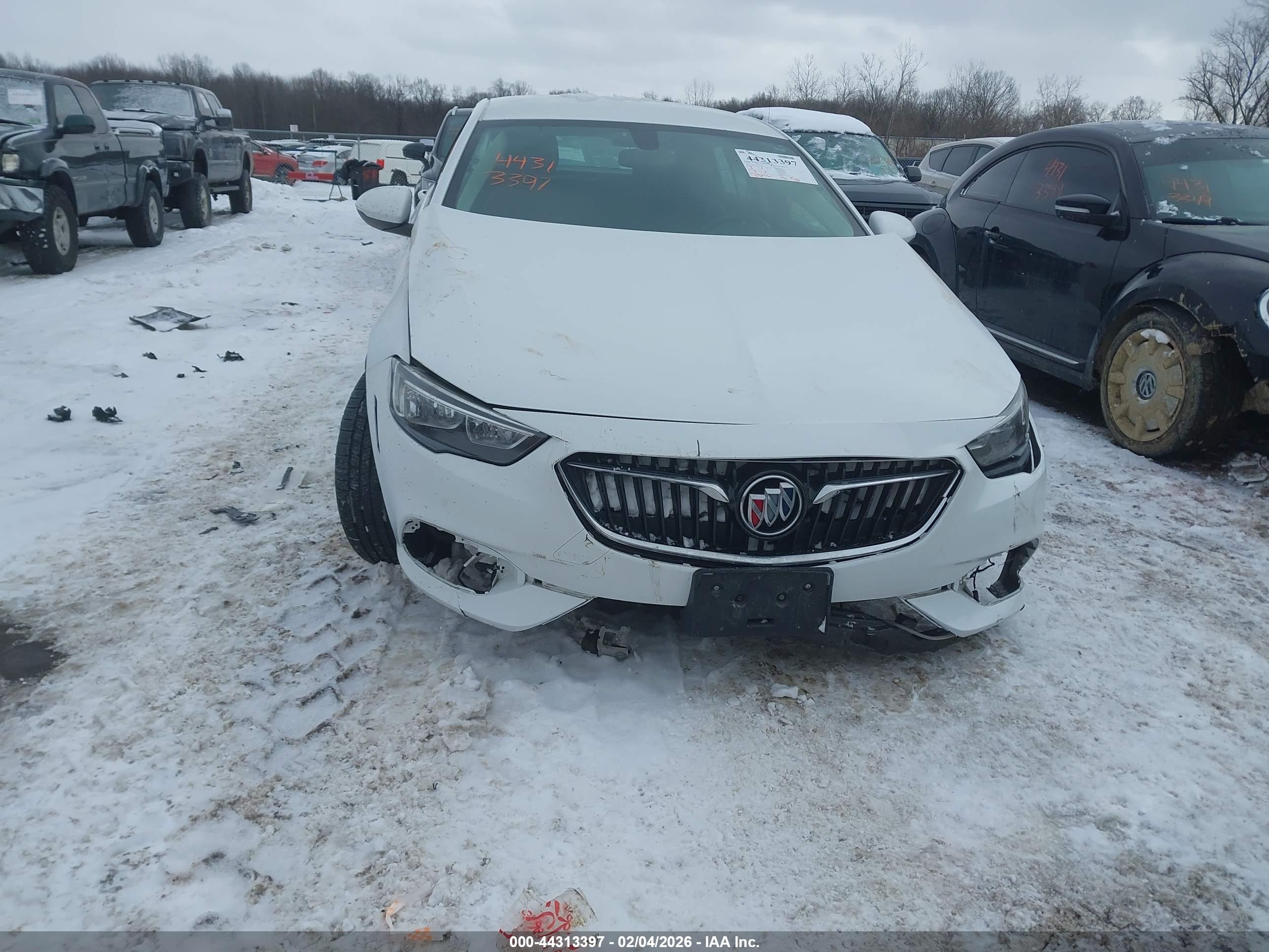 BUICK REGAL image 6