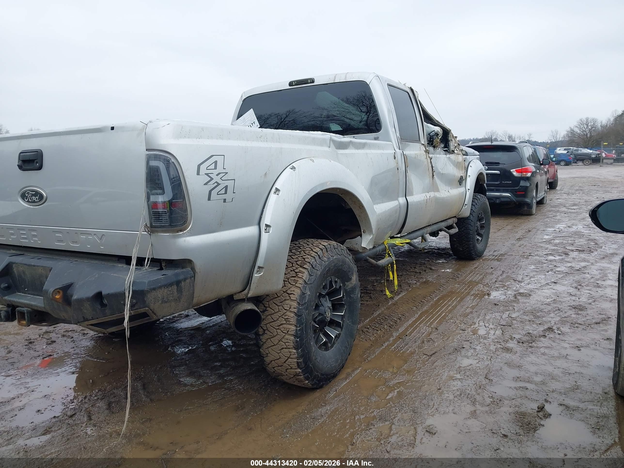 FORD F-250 image 4