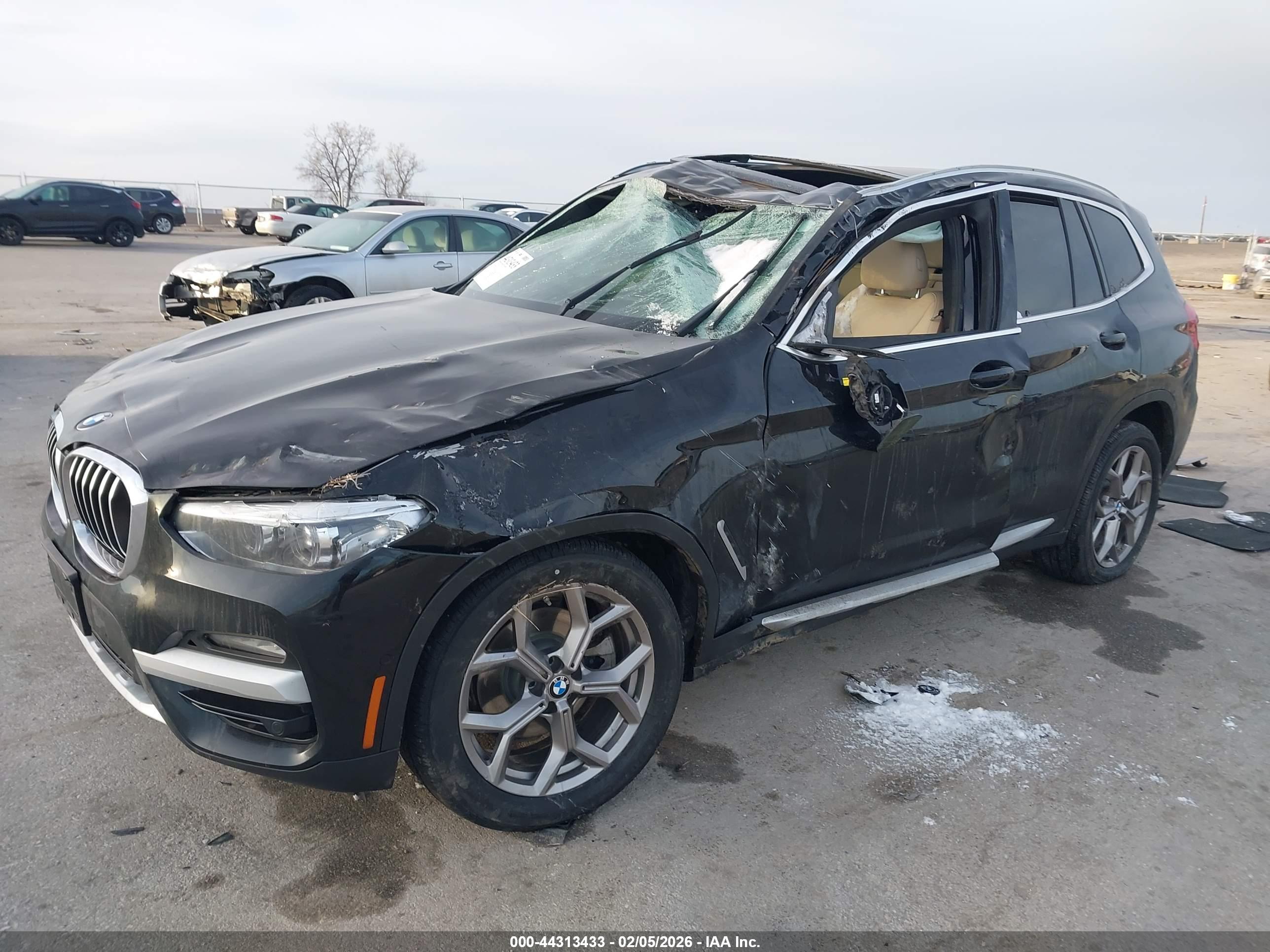 BMW X3 image 2