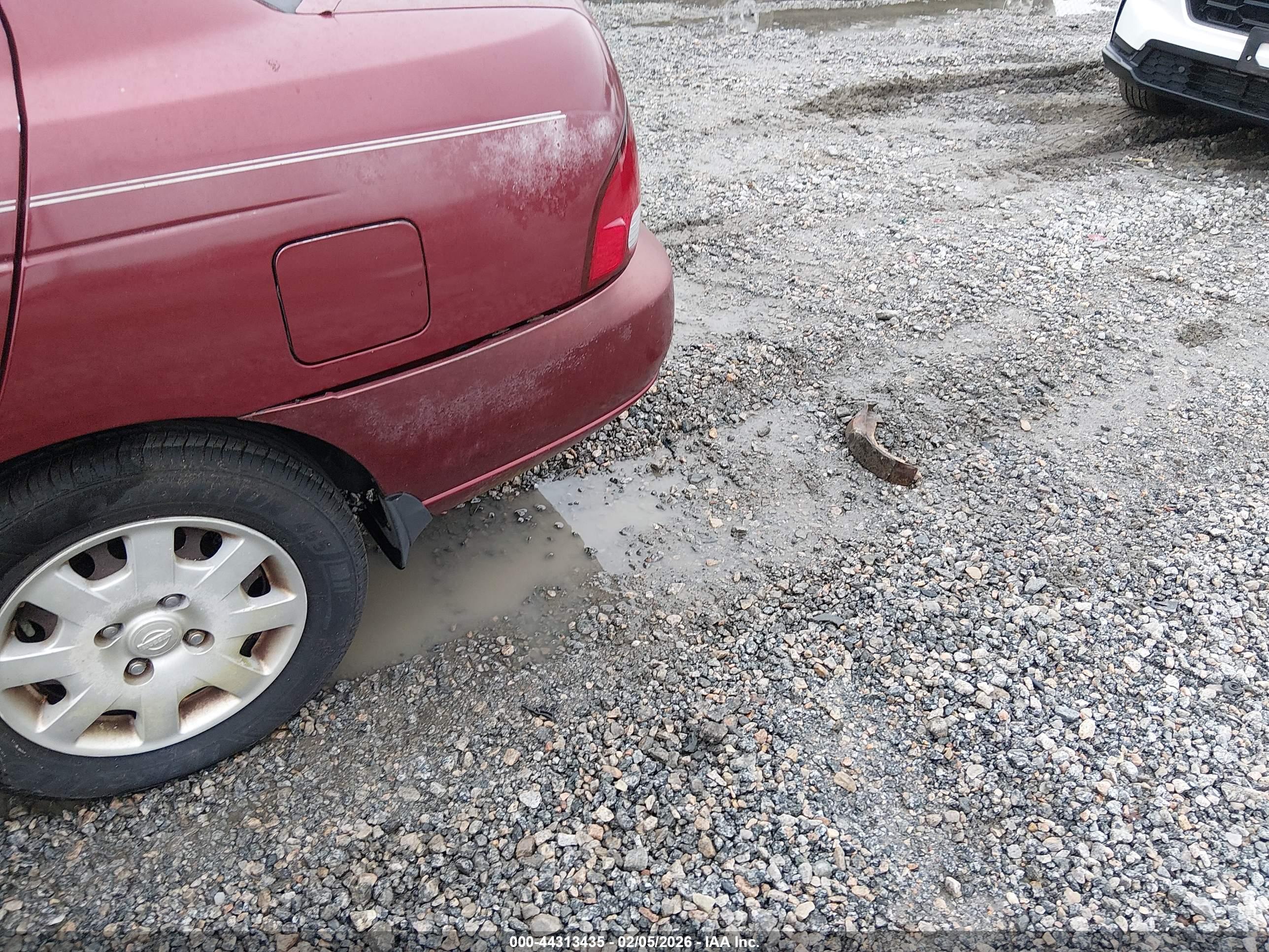 NISSAN SENTRA image 6