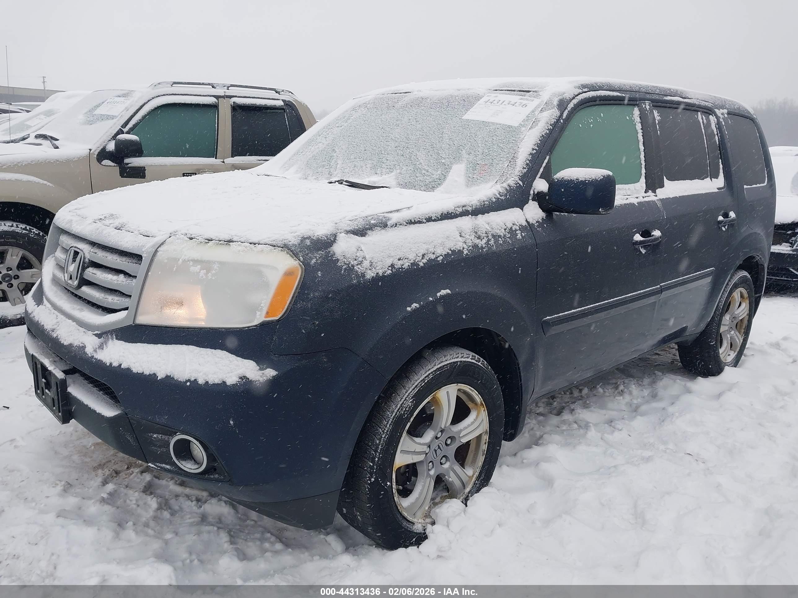 HONDA PILOT image 2
