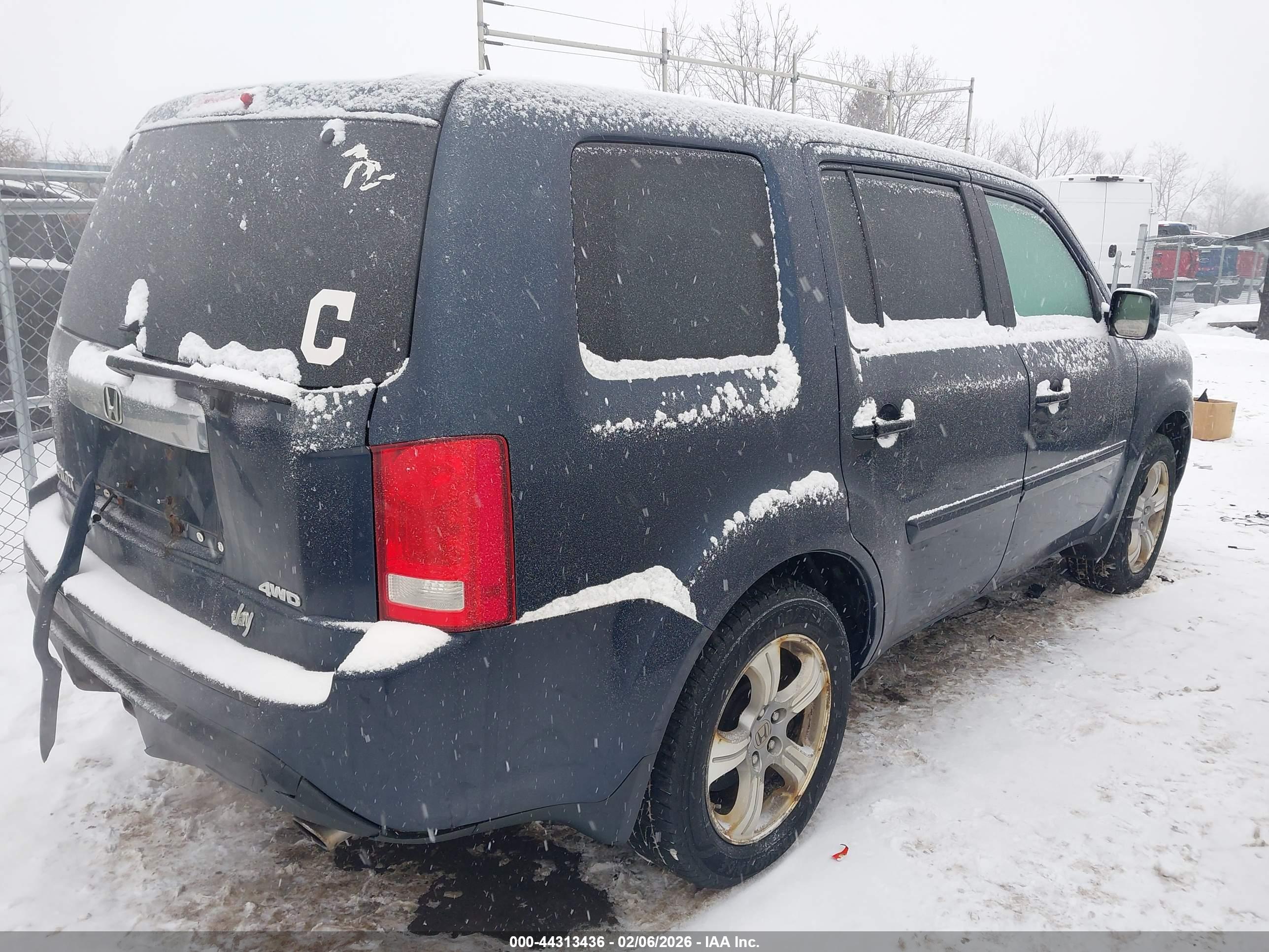 HONDA PILOT image 4