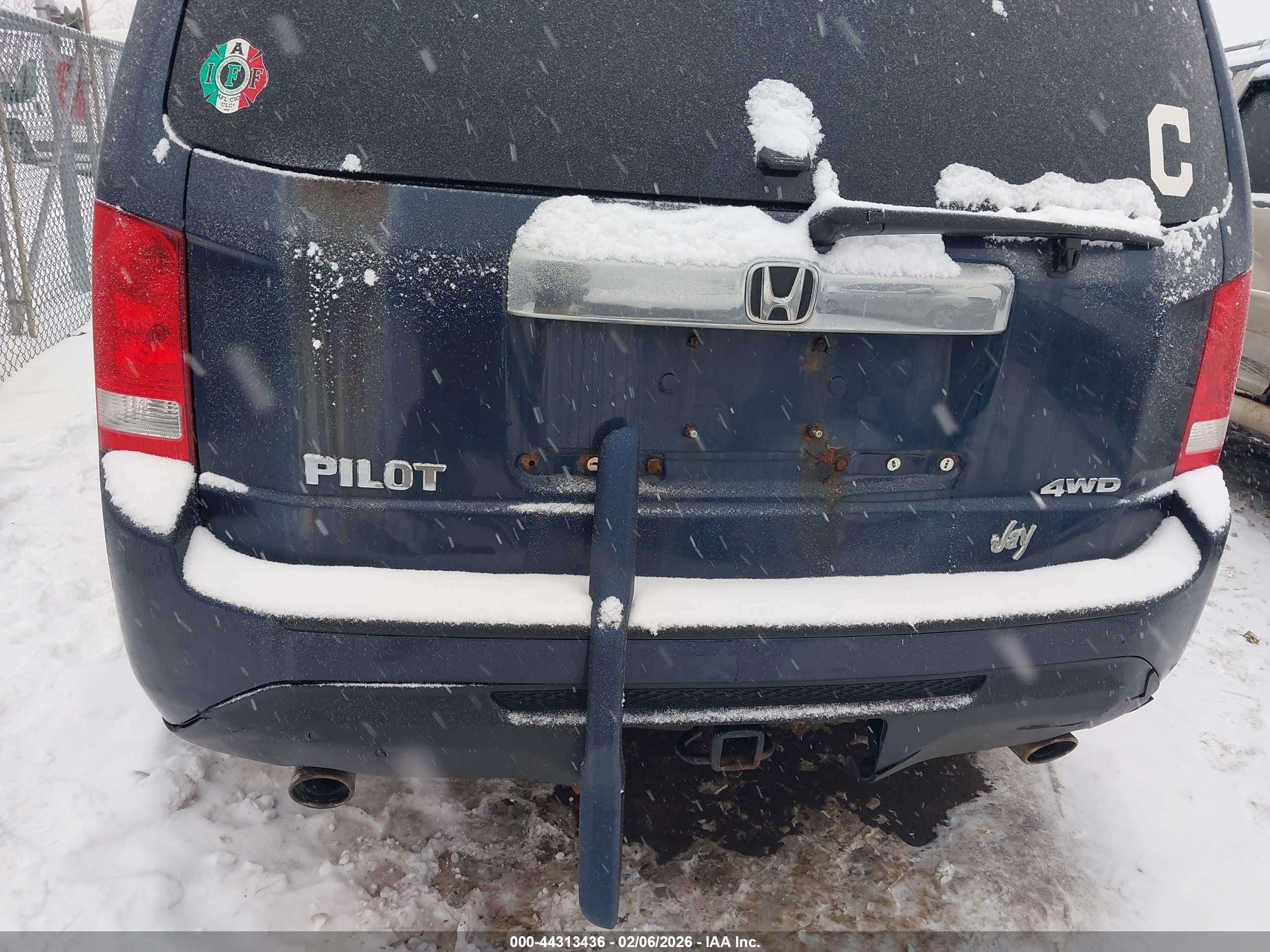 HONDA PILOT image 6