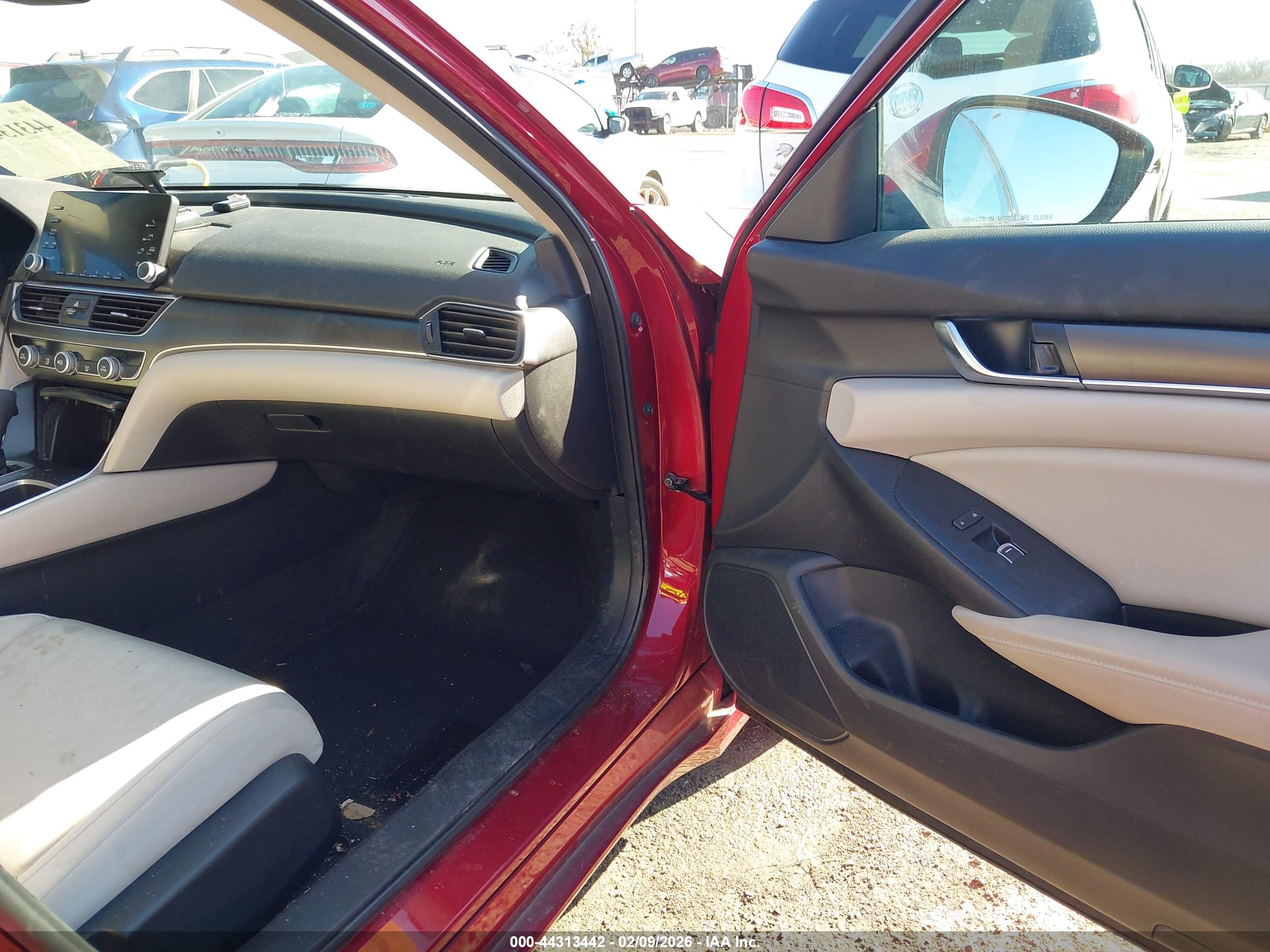 HONDA ACCORD image 5