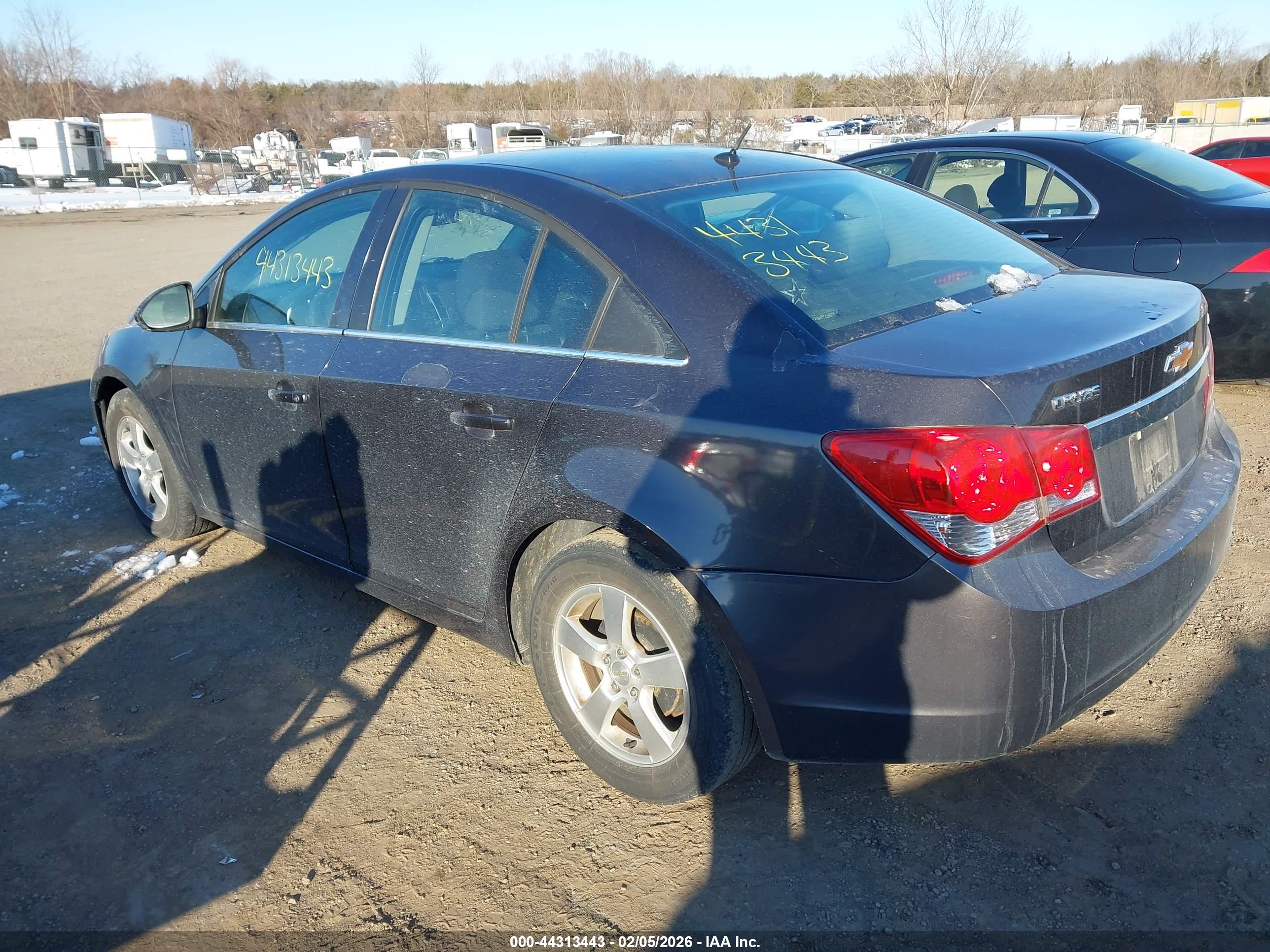 CHEVROLET CRUZE image 3