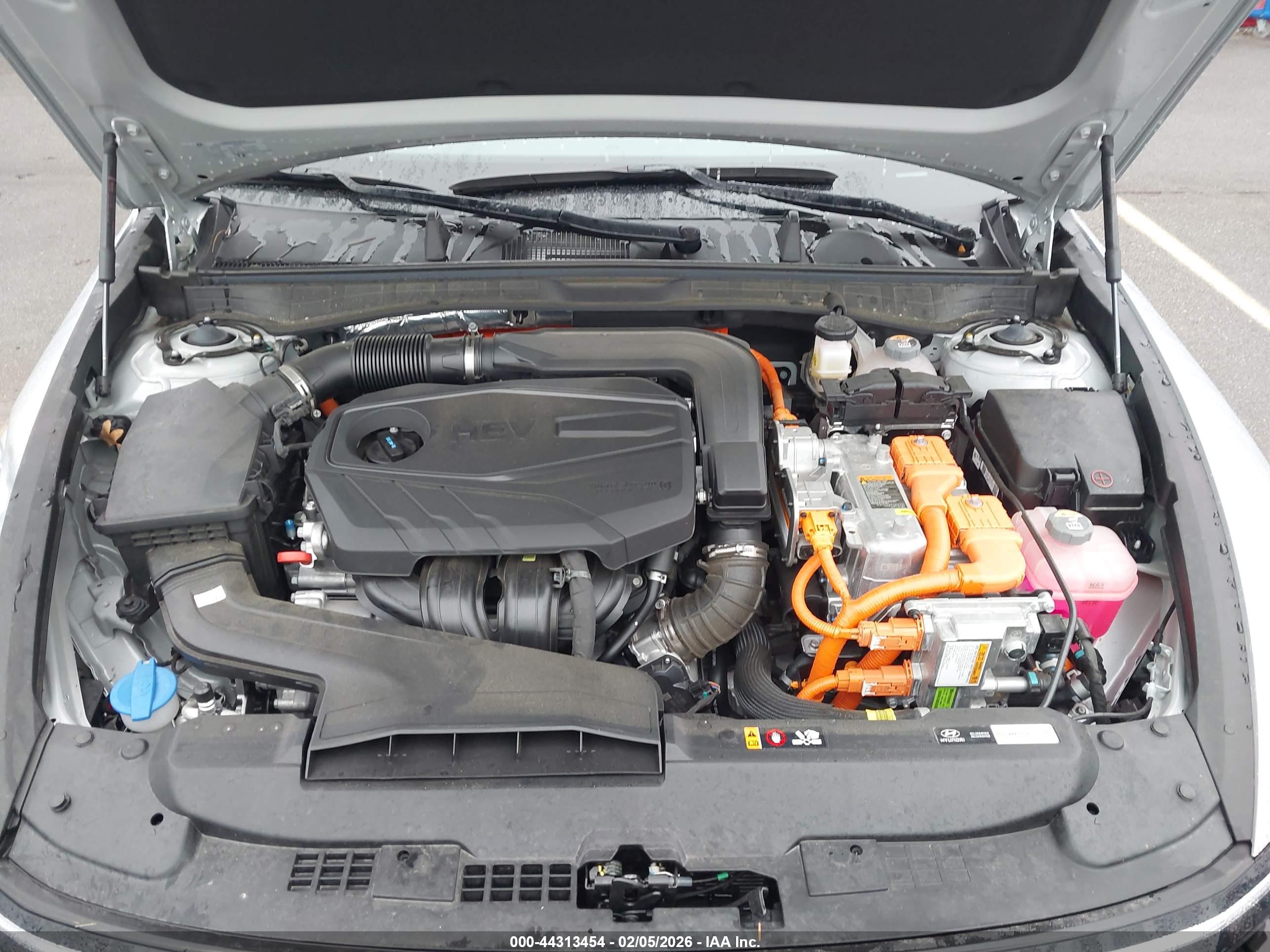 HYUNDAI SONATA image 10
