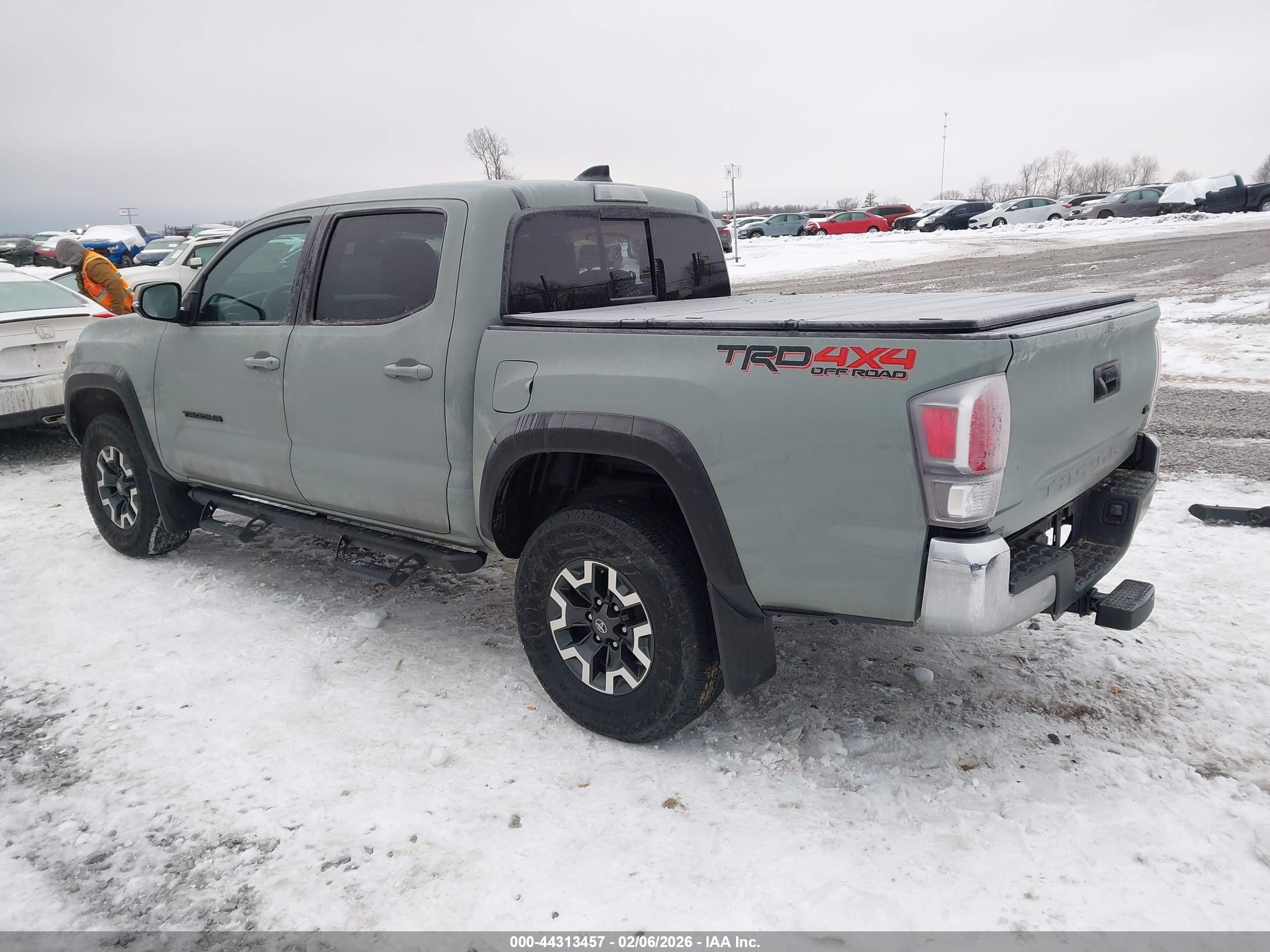 TOYOTA TACOMA image 3