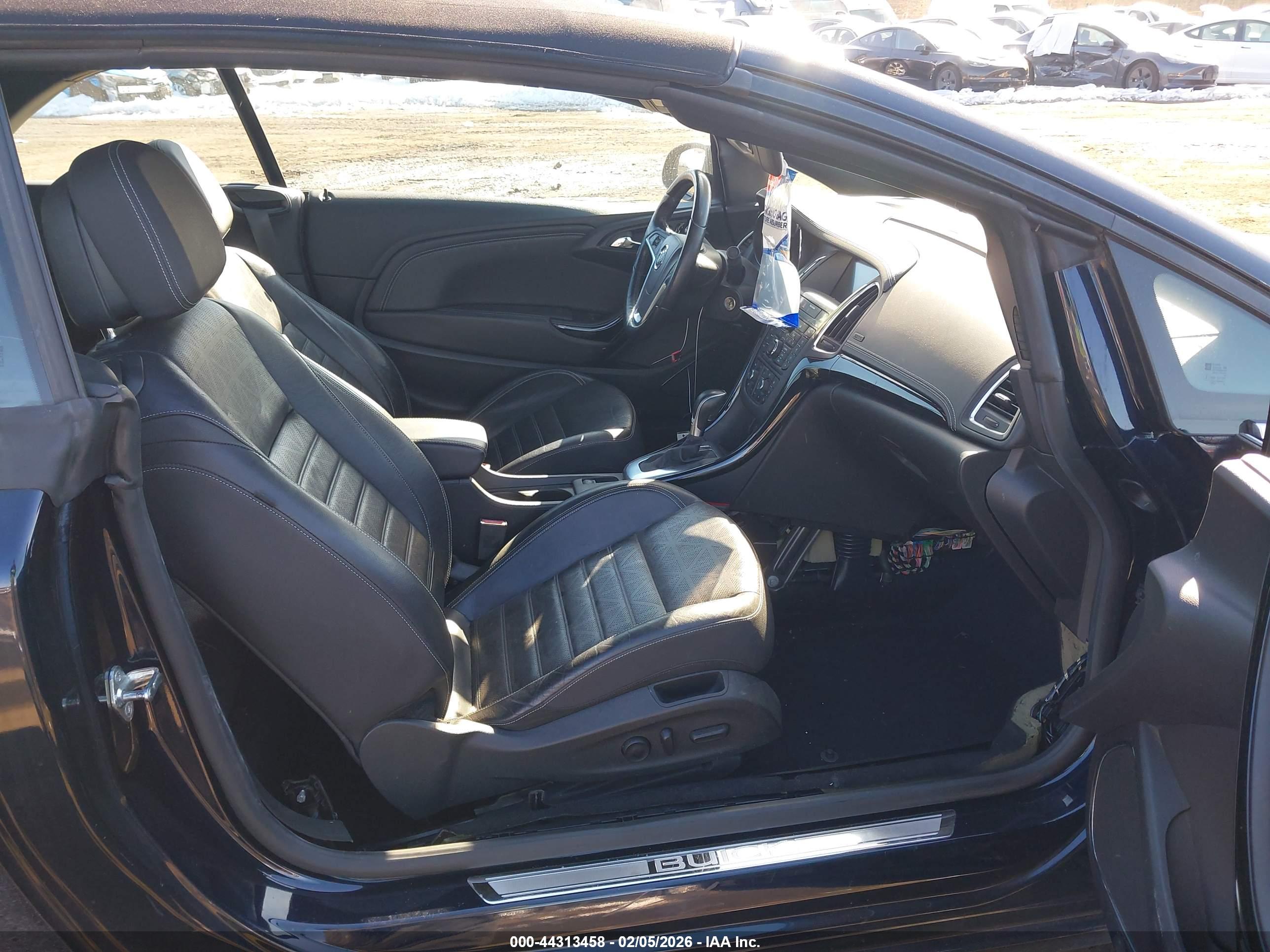 BUICK CASCADA image 5