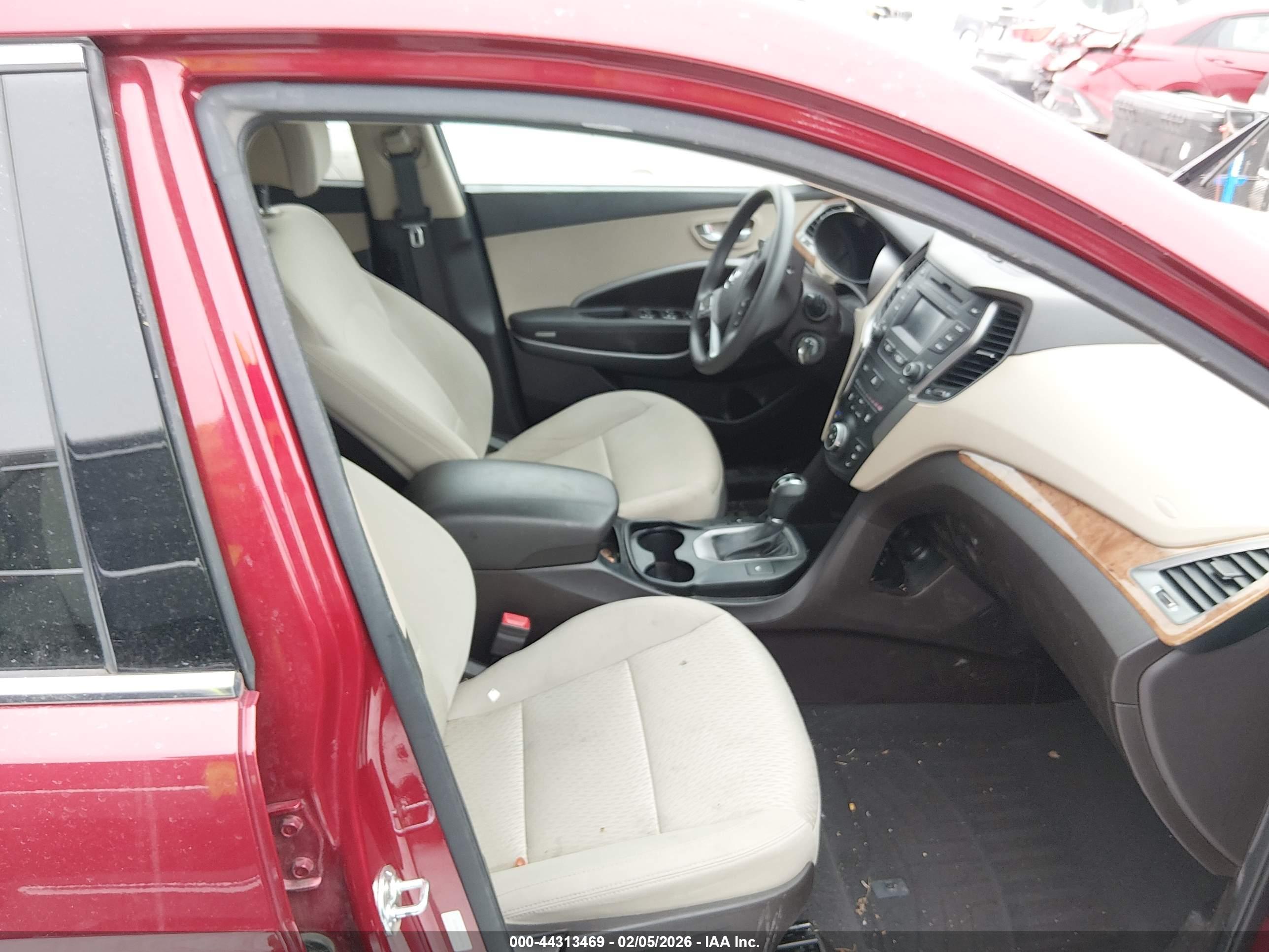 HYUNDAI SANTA image 5