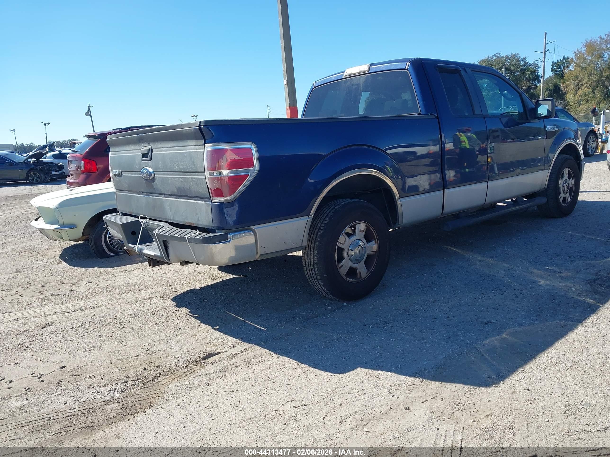 FORD F-150 image 4