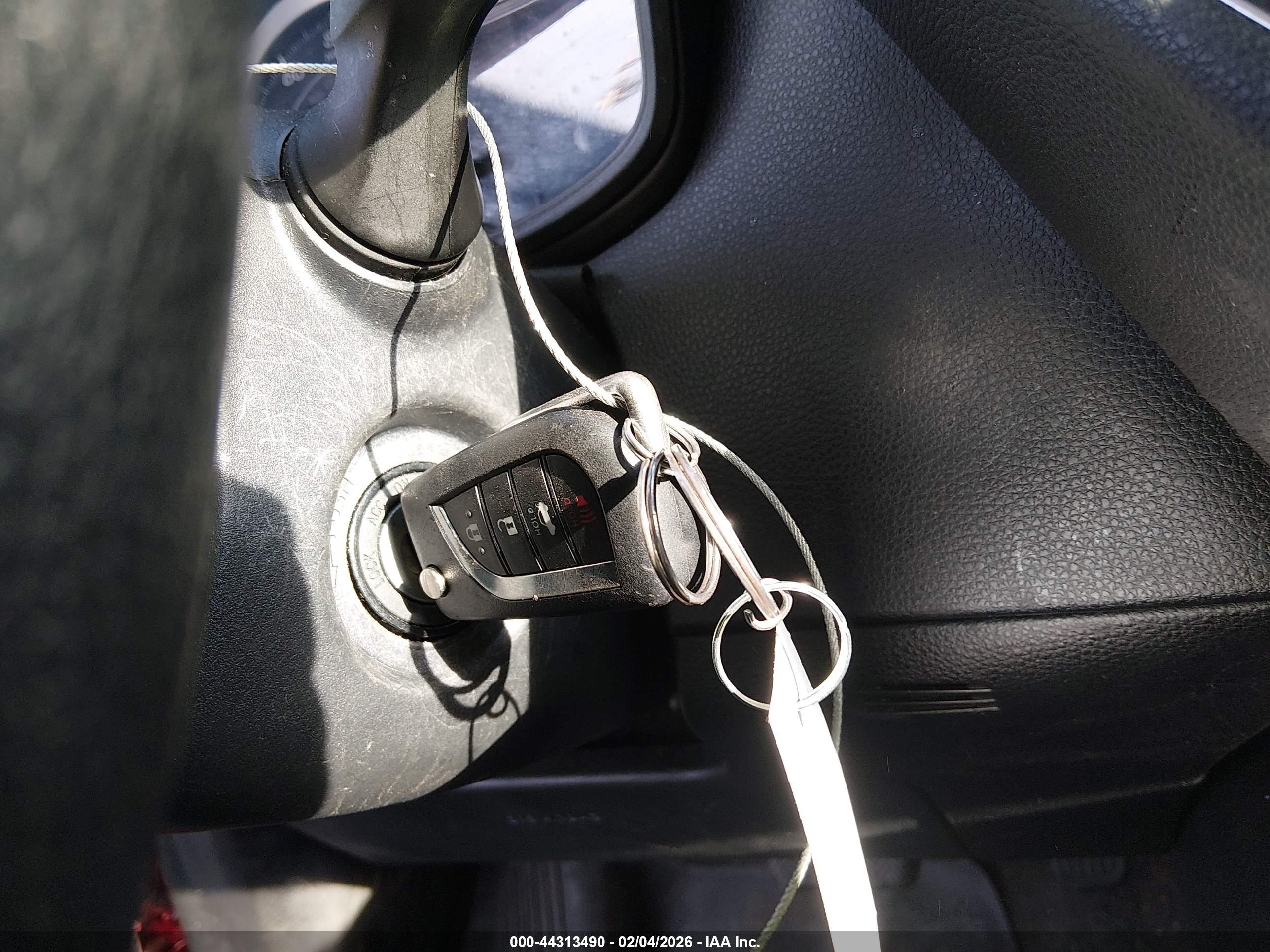 TOYOTA COROLLA image 11