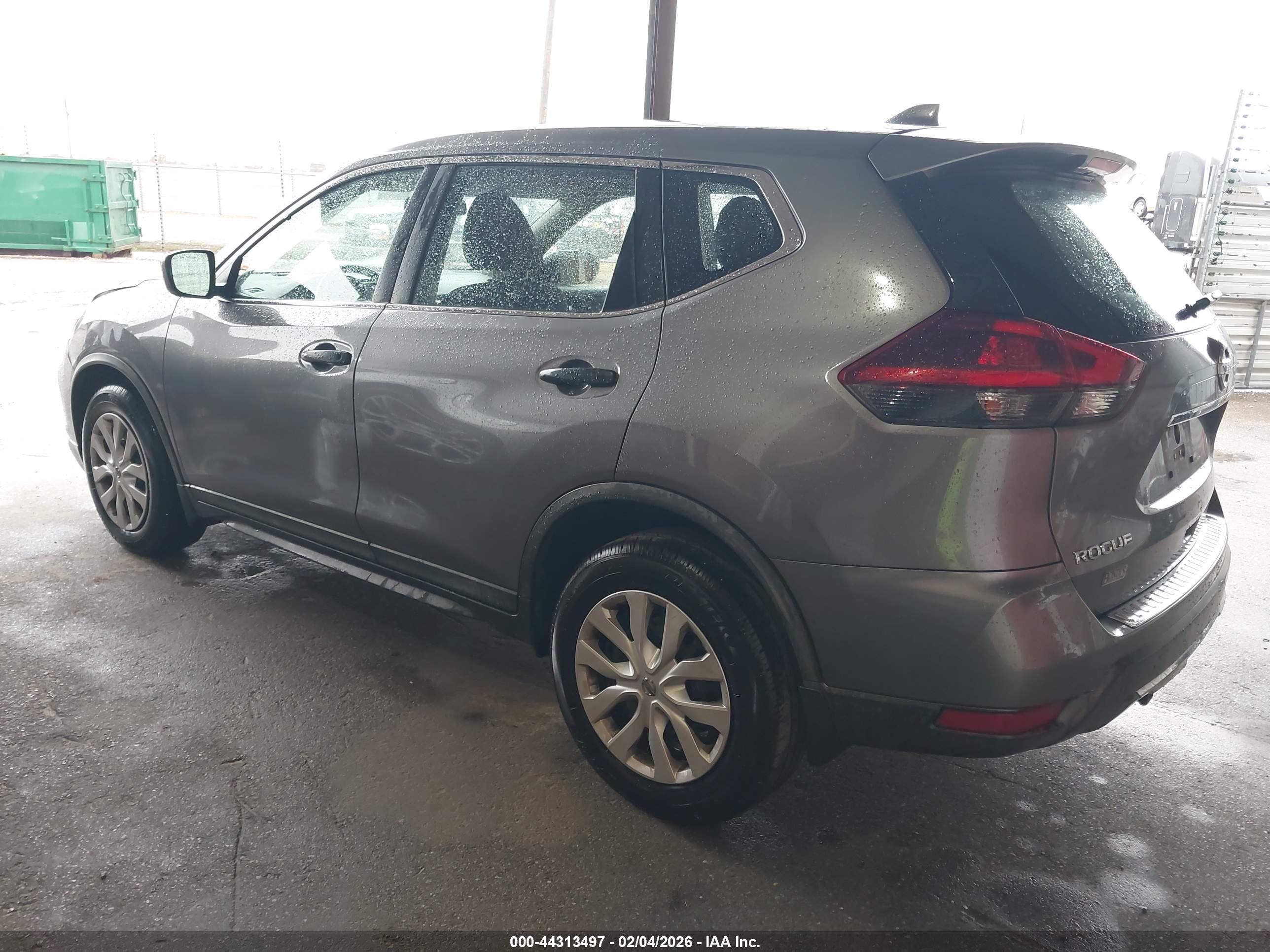 NISSAN ROGUE image 3