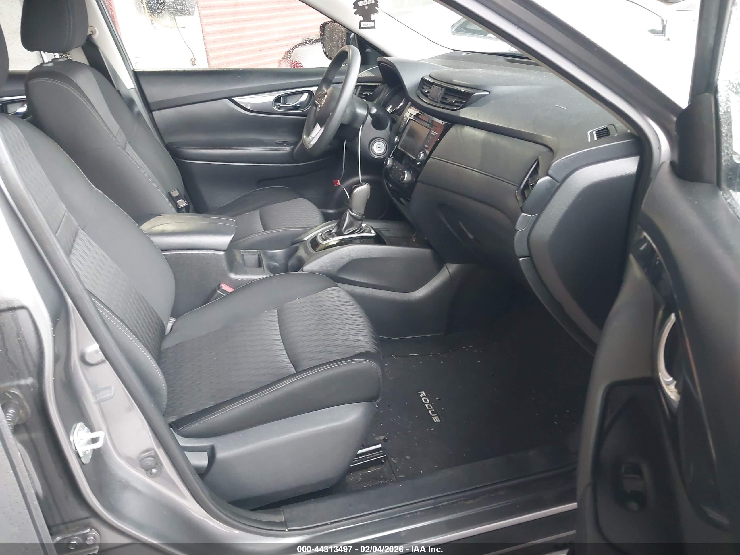 NISSAN ROGUE image 5
