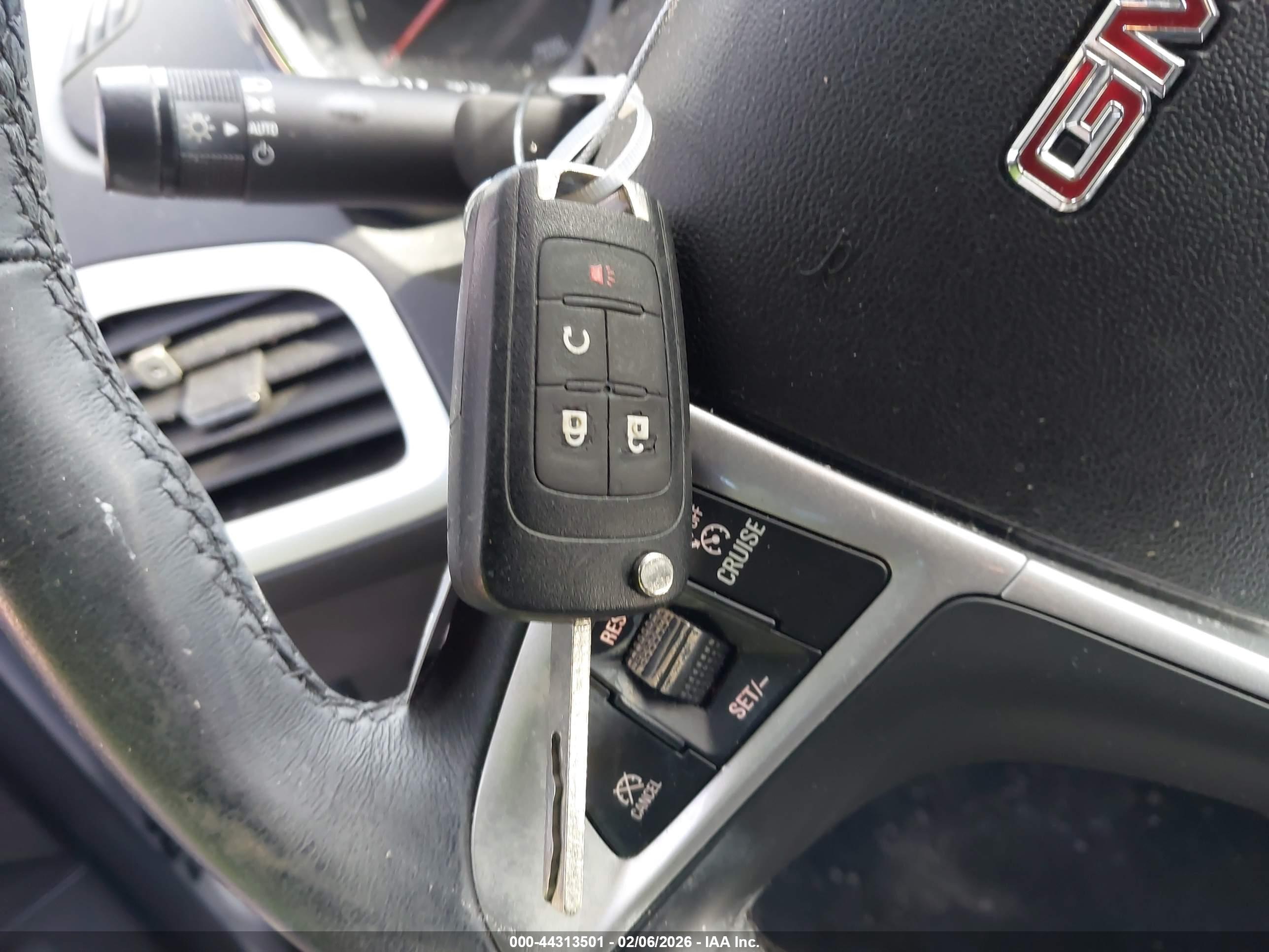 GMC TERRAIN image 11