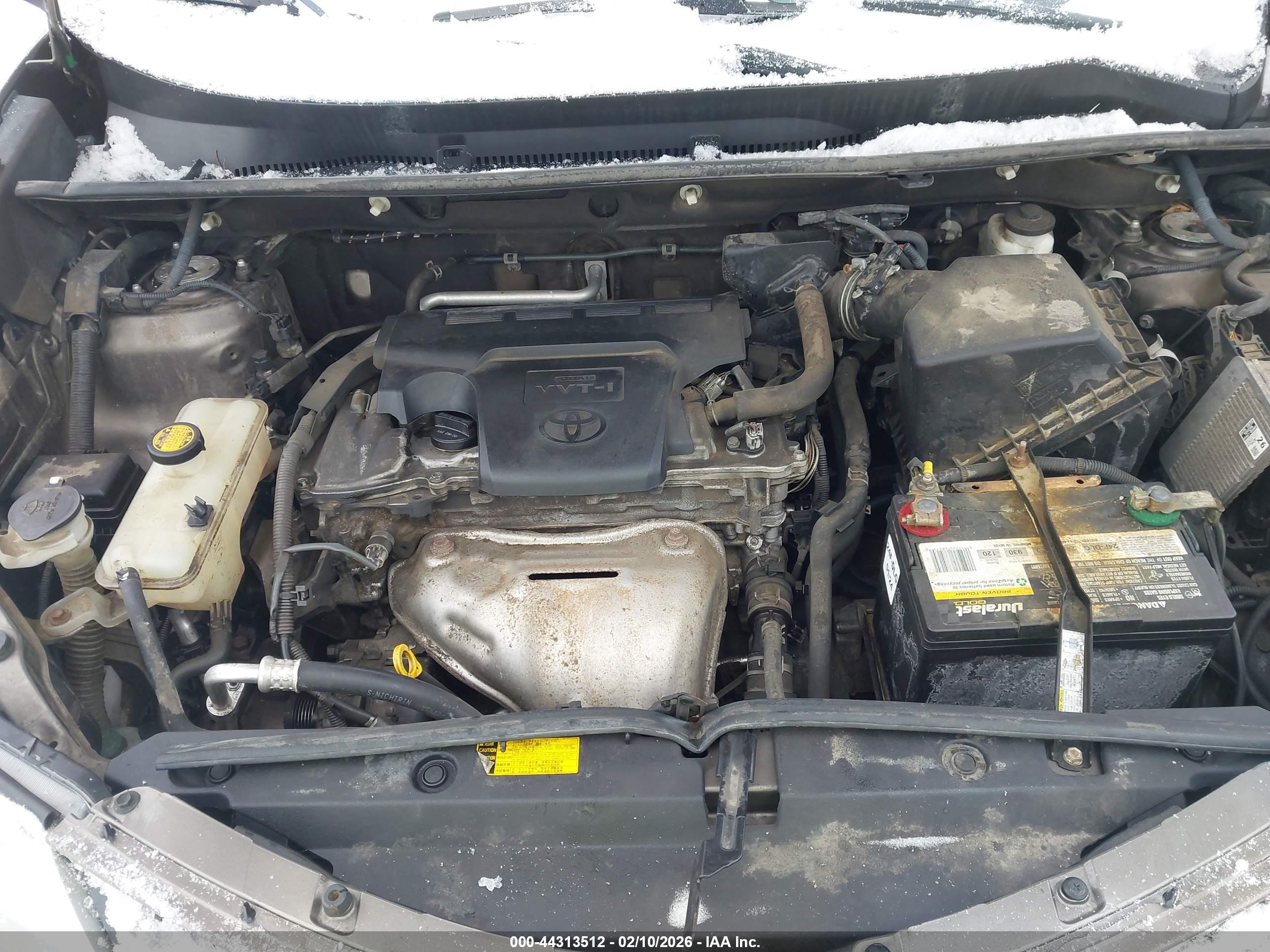 TOYOTA RAV4 image 10