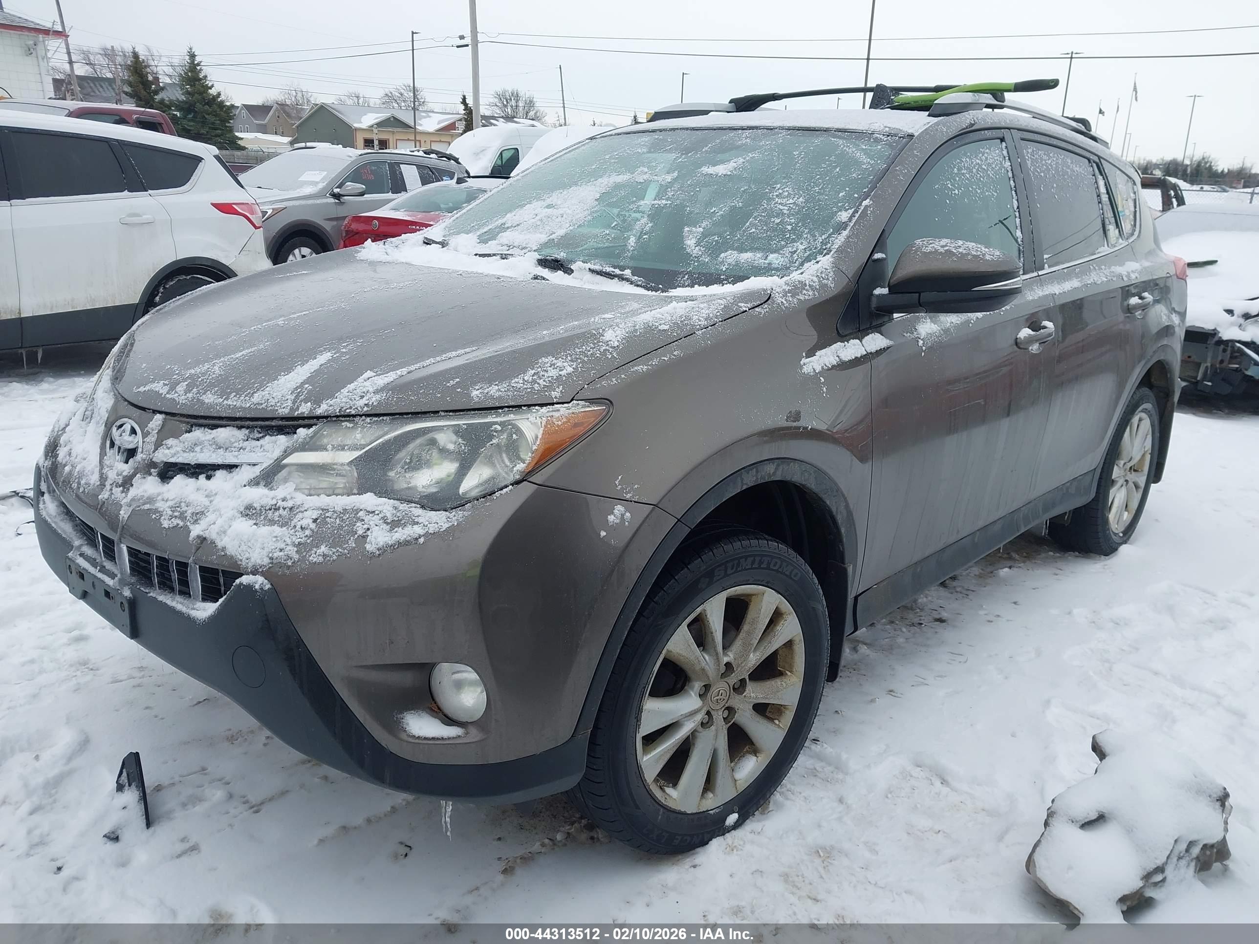 TOYOTA RAV4 image 2