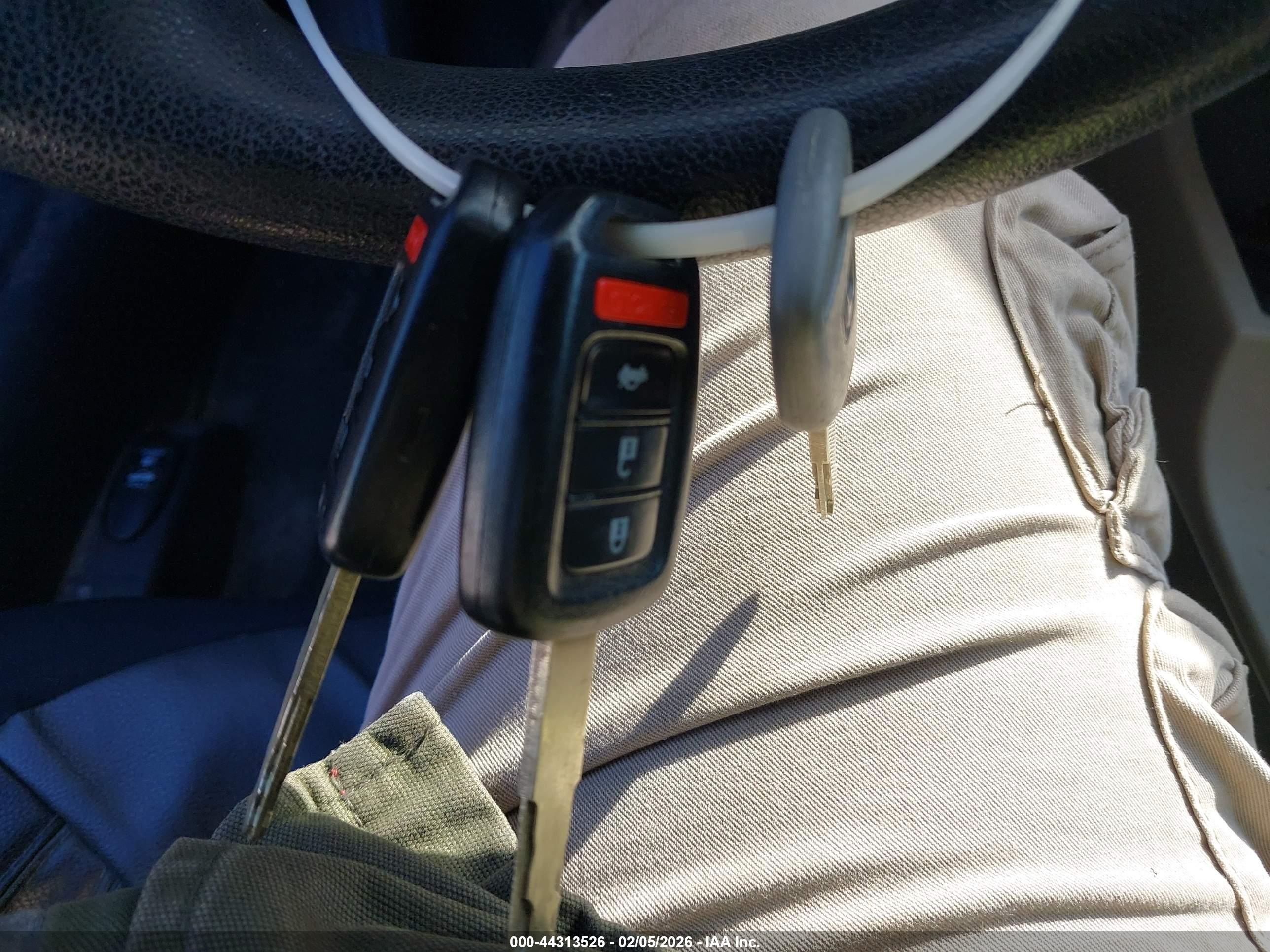 HONDA CIVIC image 11