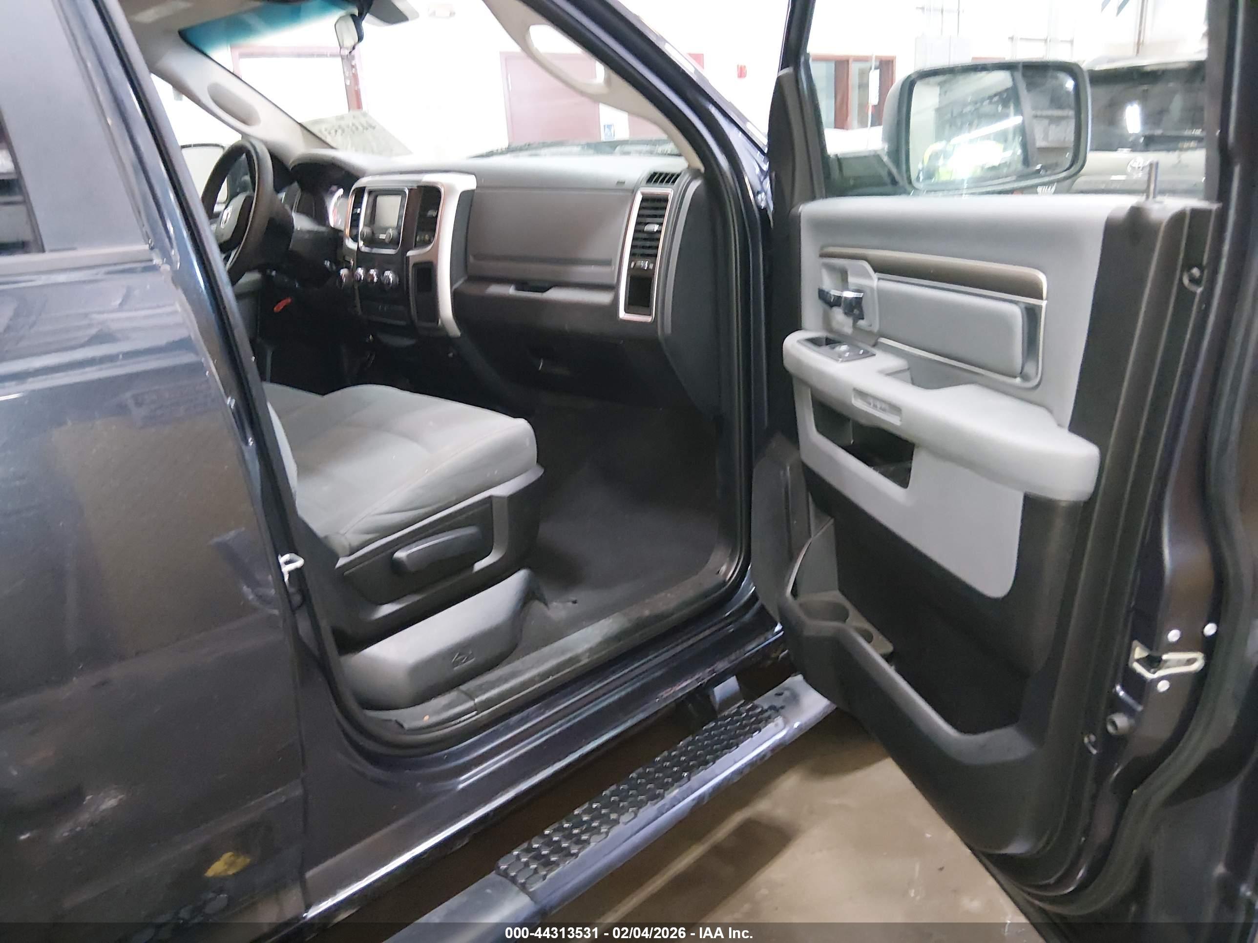 RAM 1500 image 5