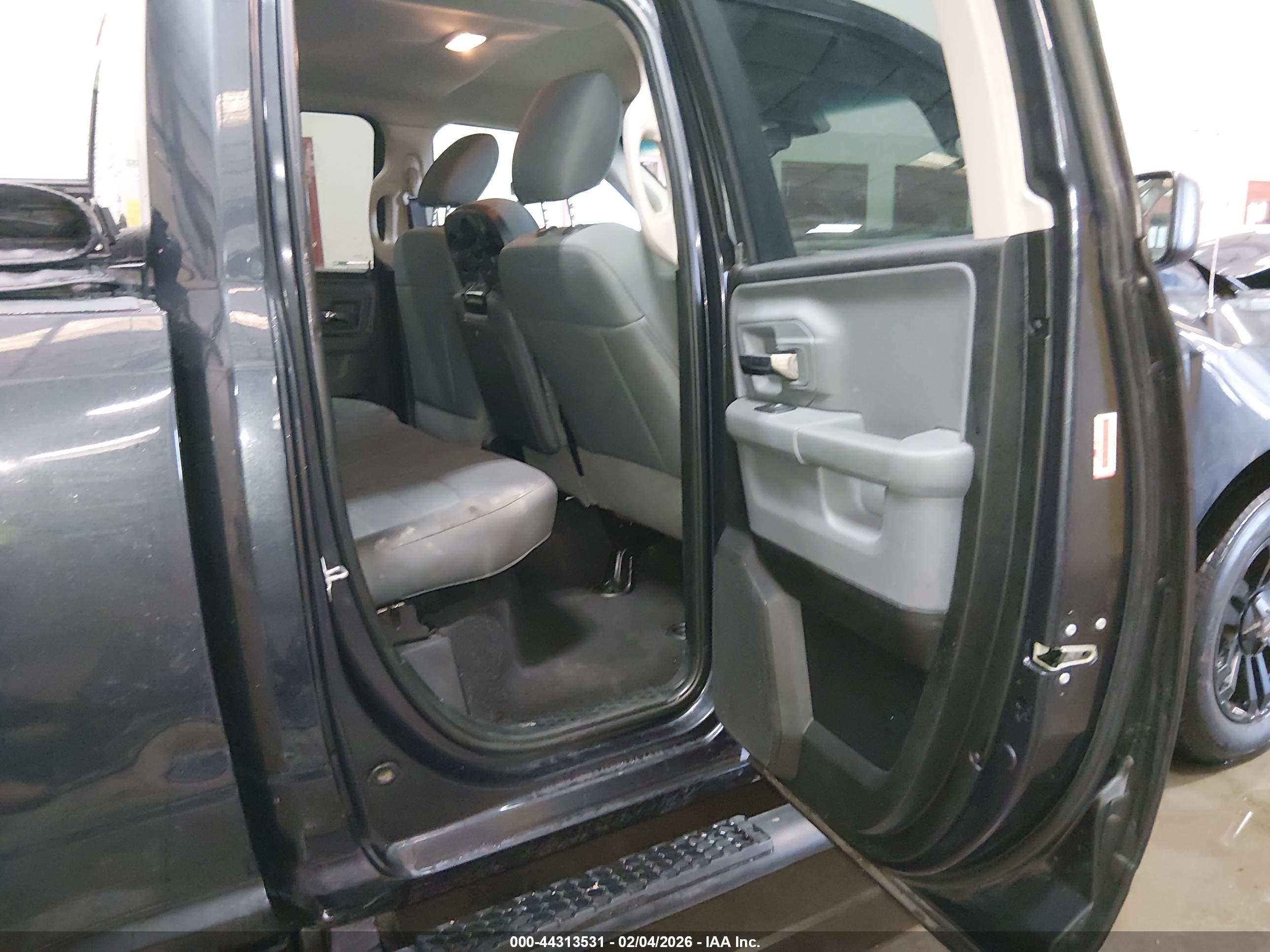 RAM 1500 image 8