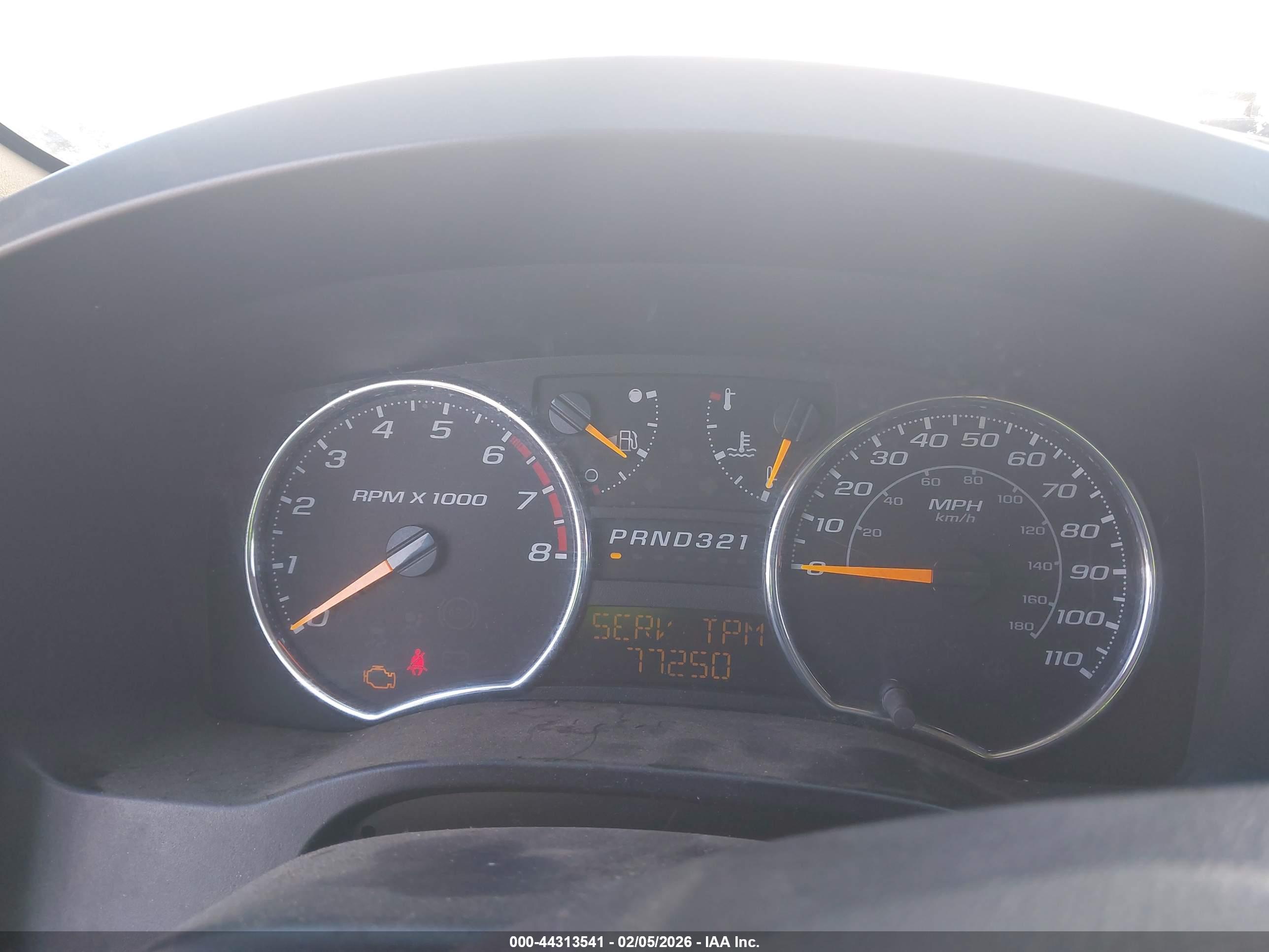 CHEVROLET COLORADO image 7