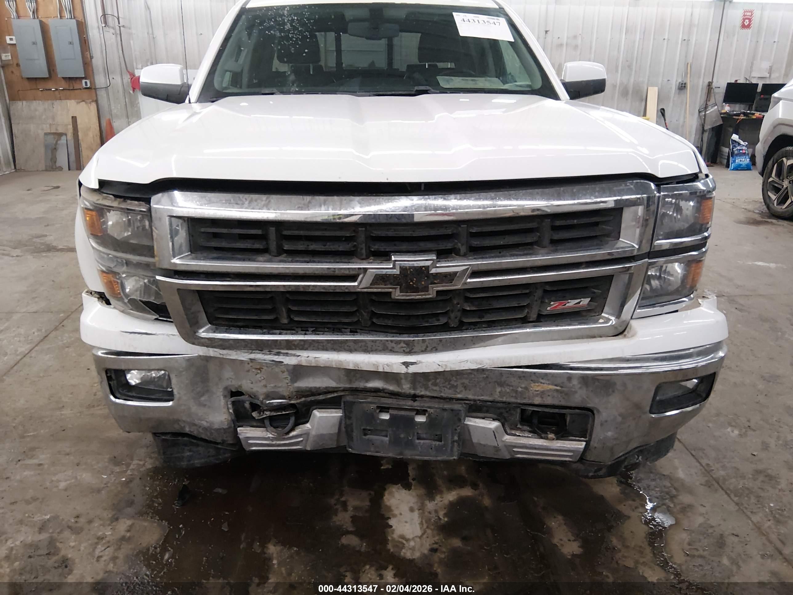 CHEVROLET SILVERADO image 6