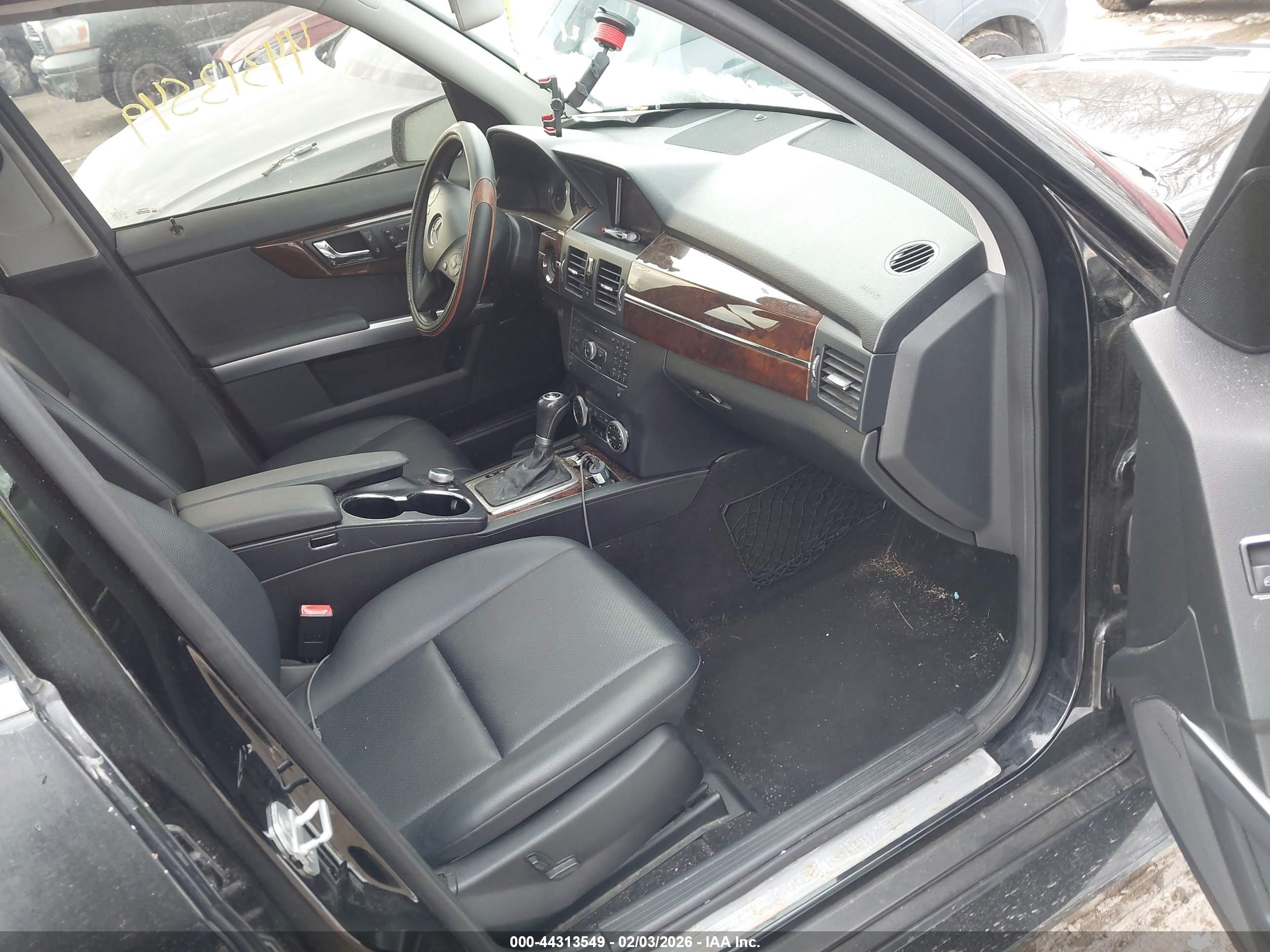 MERCEDES-BENZ GLK image 5