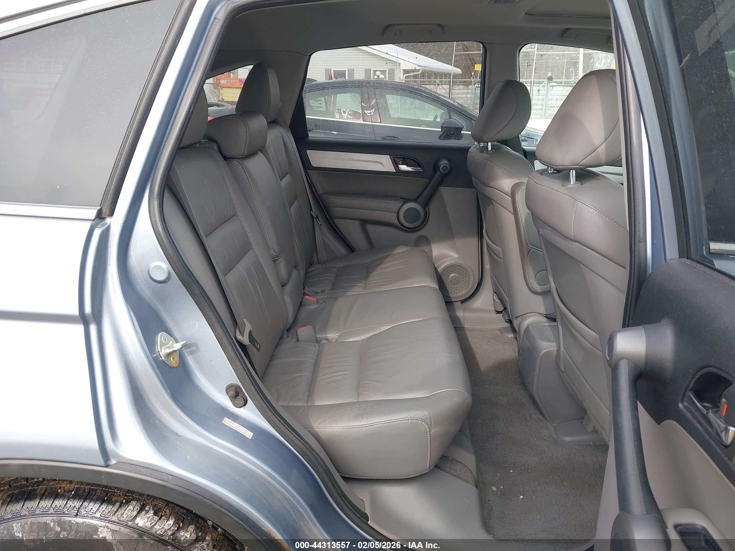 HONDA CR-V image 8
