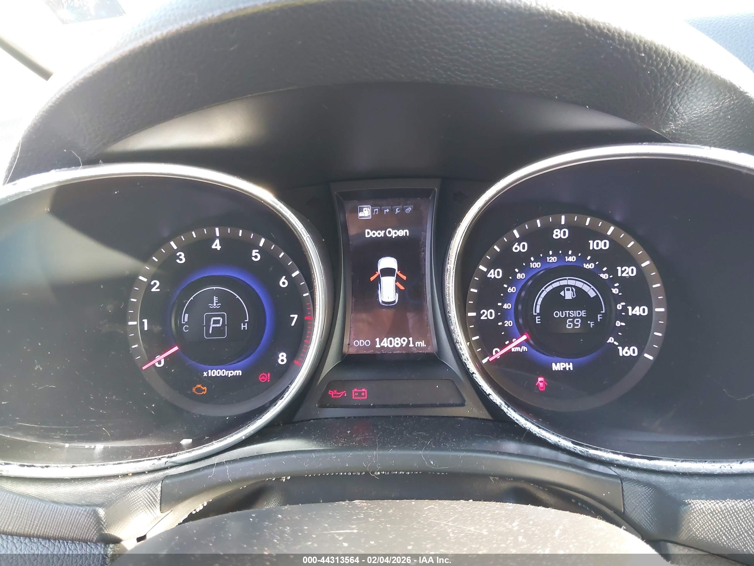HYUNDAI SANTA image 7