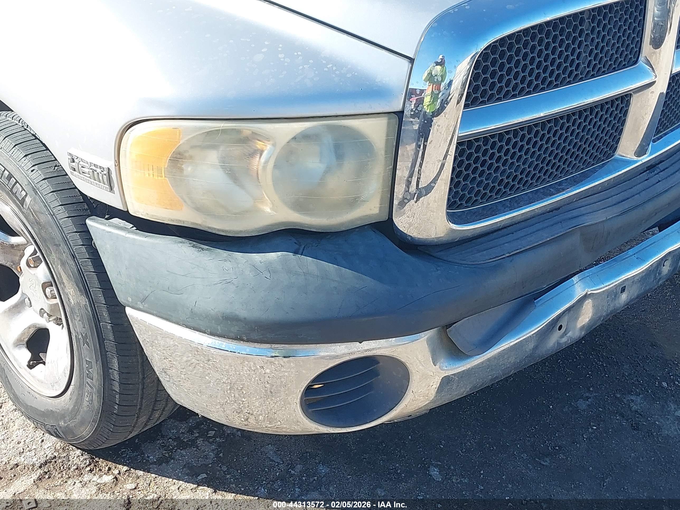 DODGE RAM image 6
