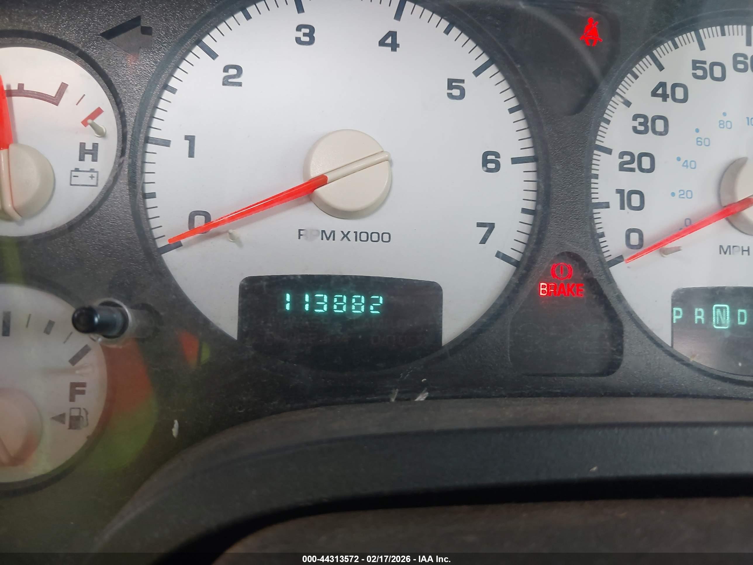 DODGE RAM image 7