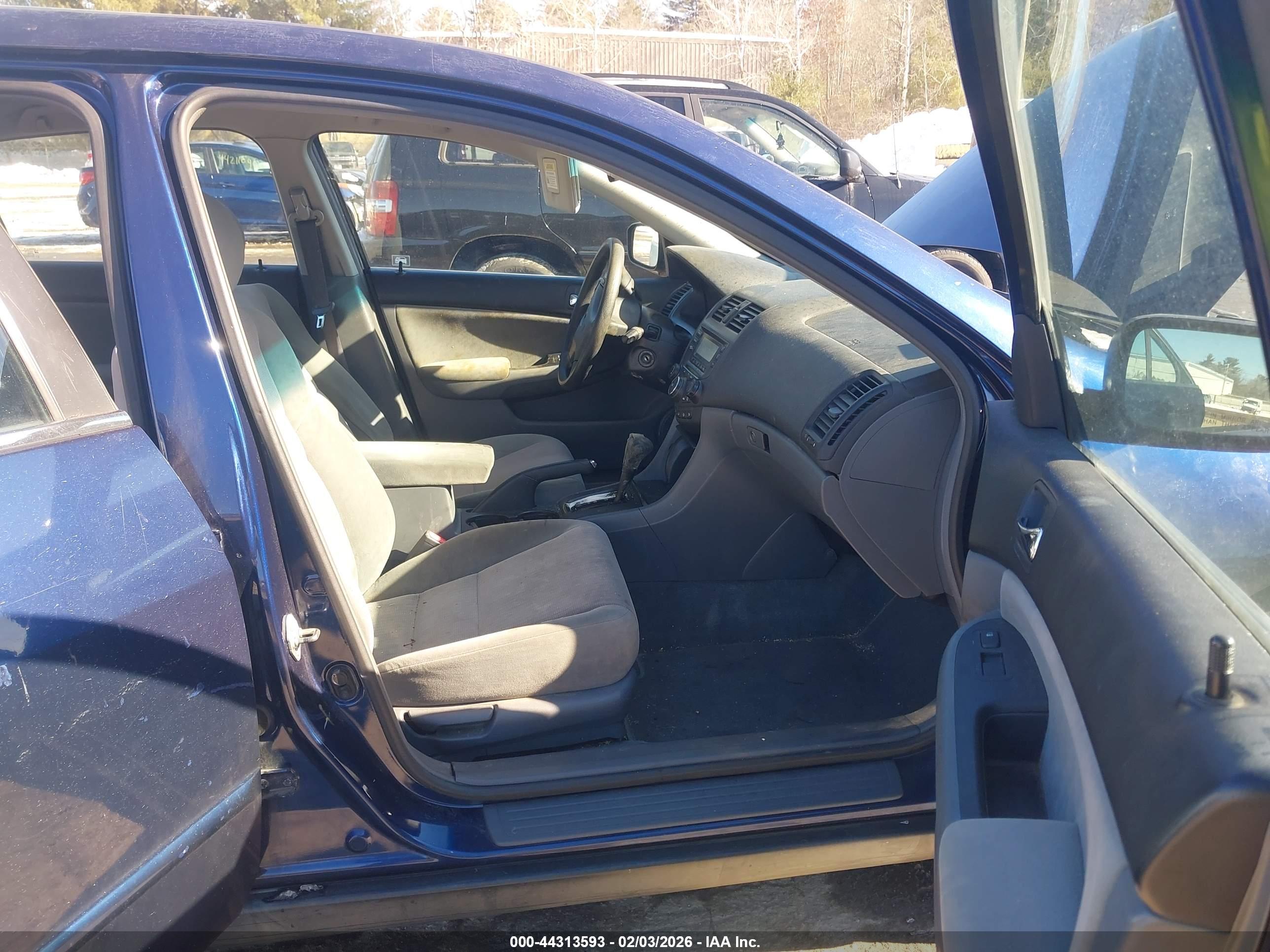 HONDA ACCORD image 5