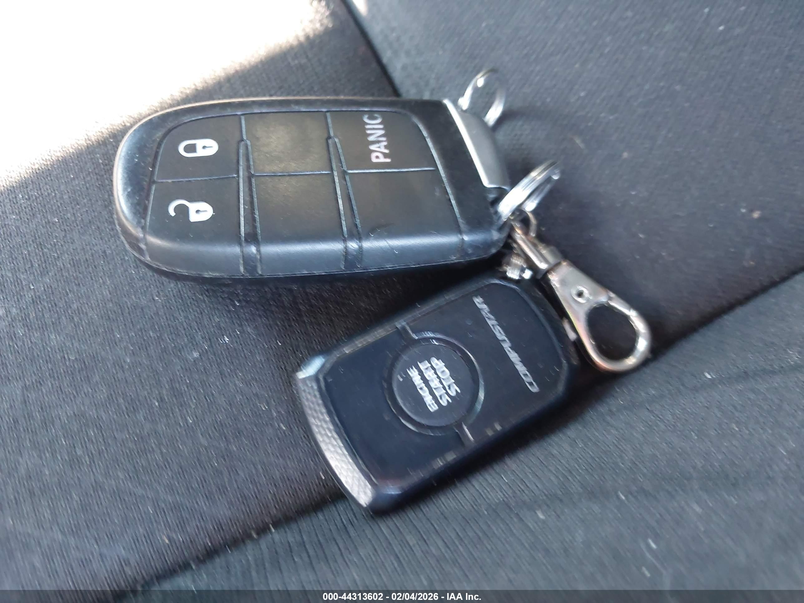 JEEP GRAND image 11