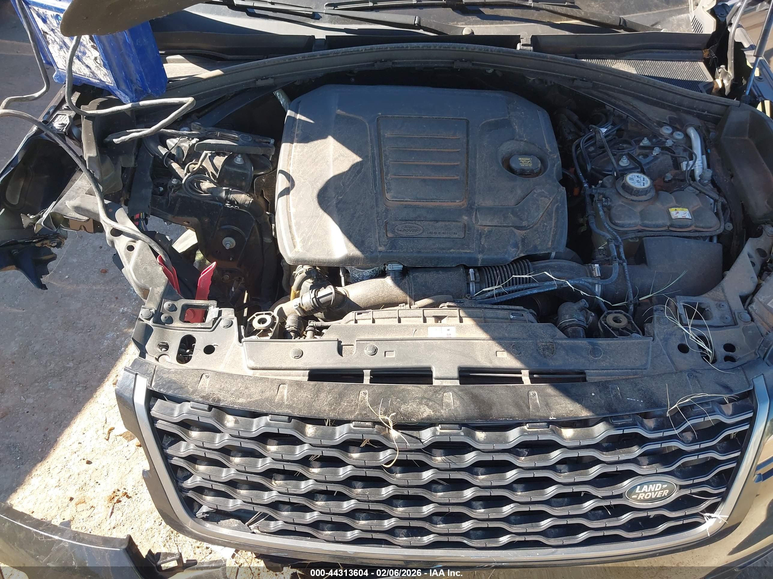 LAND ROVER image 10