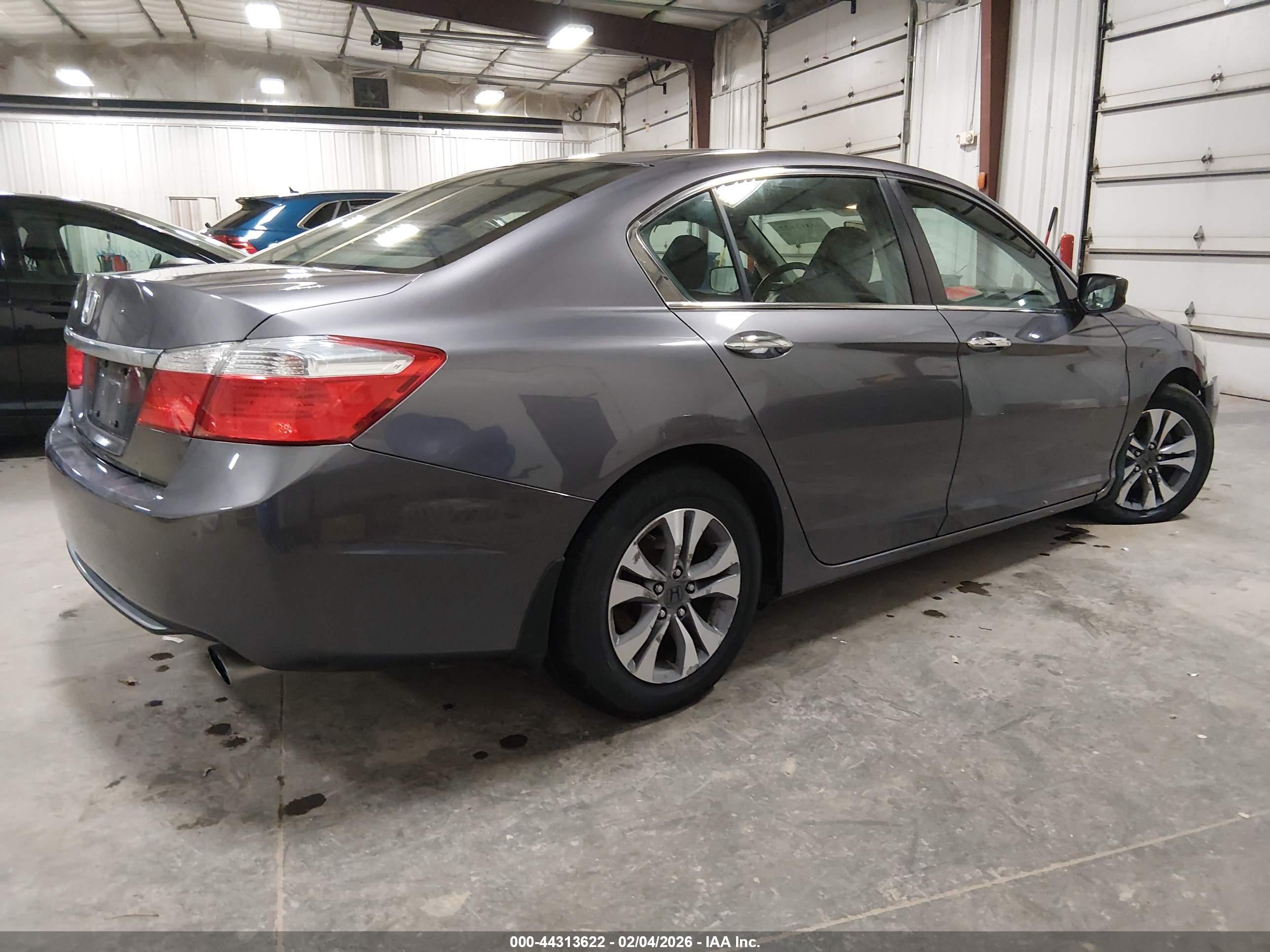 HONDA ACCORD image 4