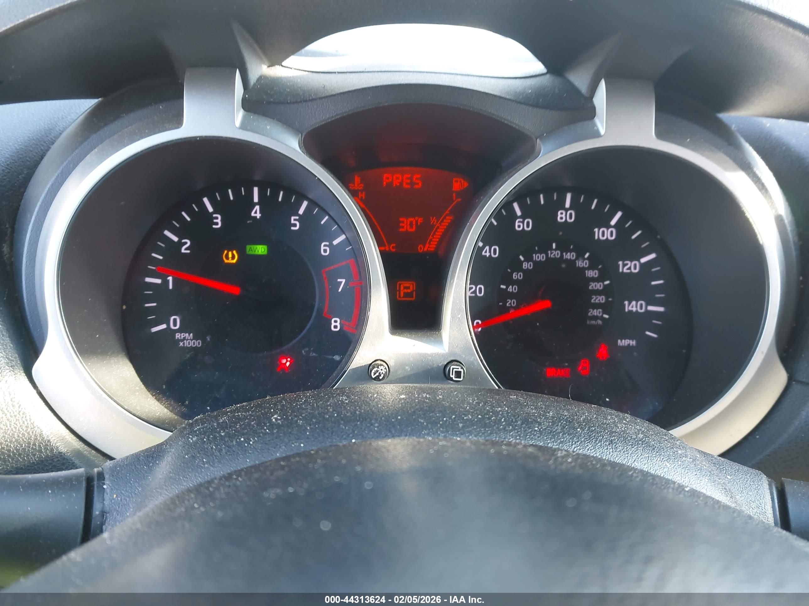 NISSAN JUKE image 7