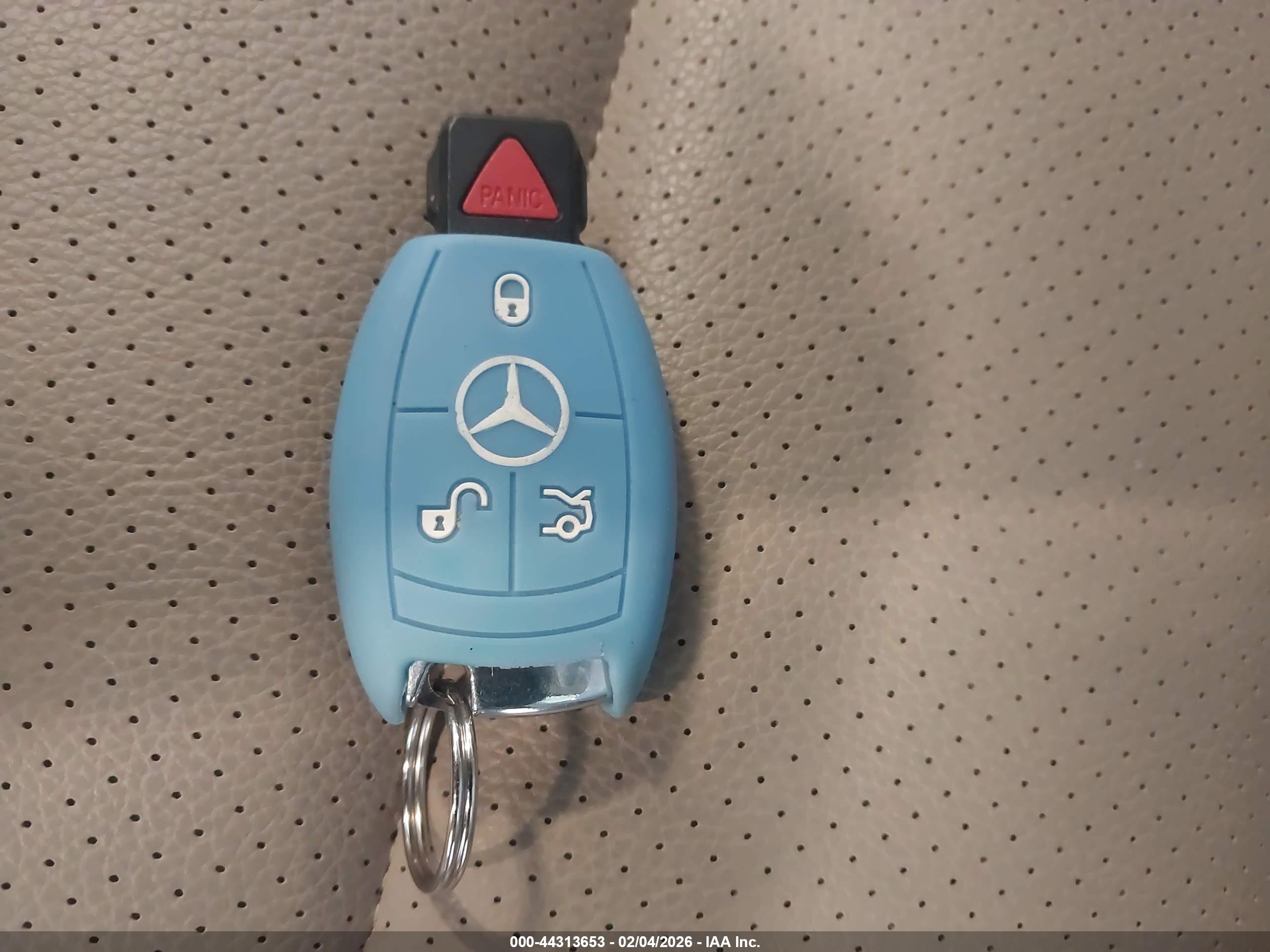 MERCEDES-BENZ C image 11