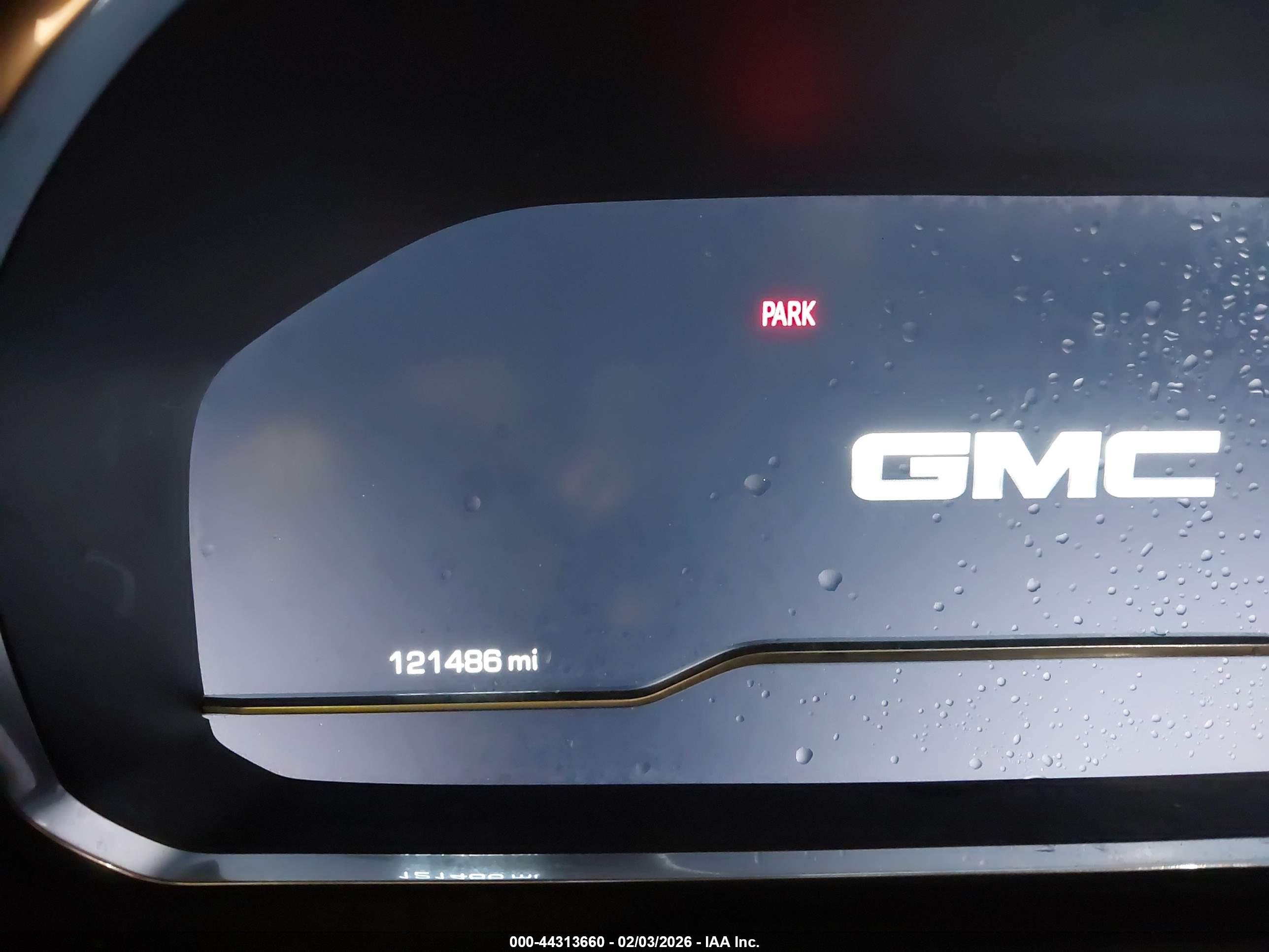 GMC YUKON image 7